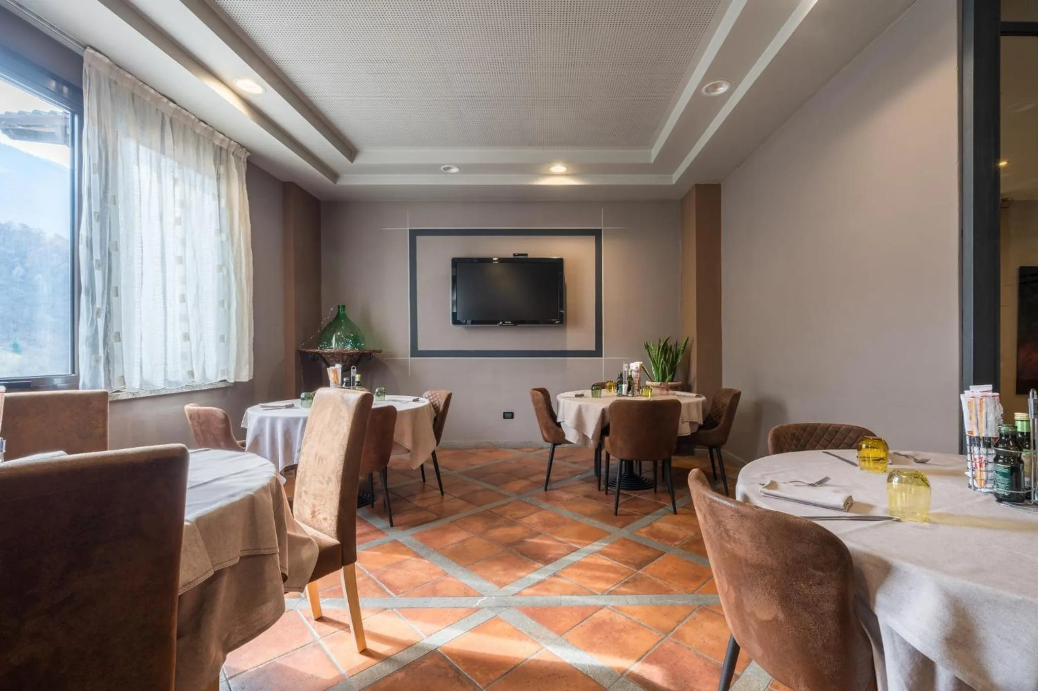 Restaurant/places to eat in Hotel Oasi Verde