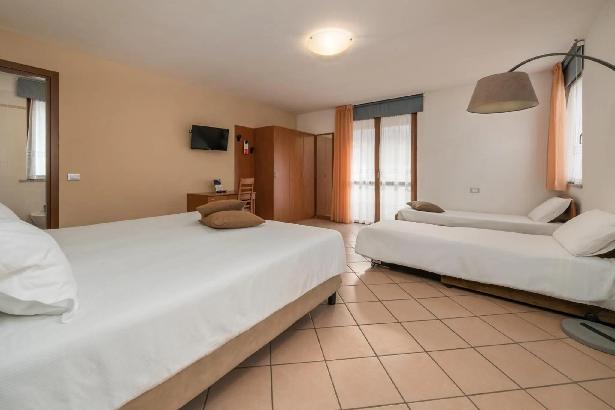 Bedroom, Bed in Hotel Oasi Verde