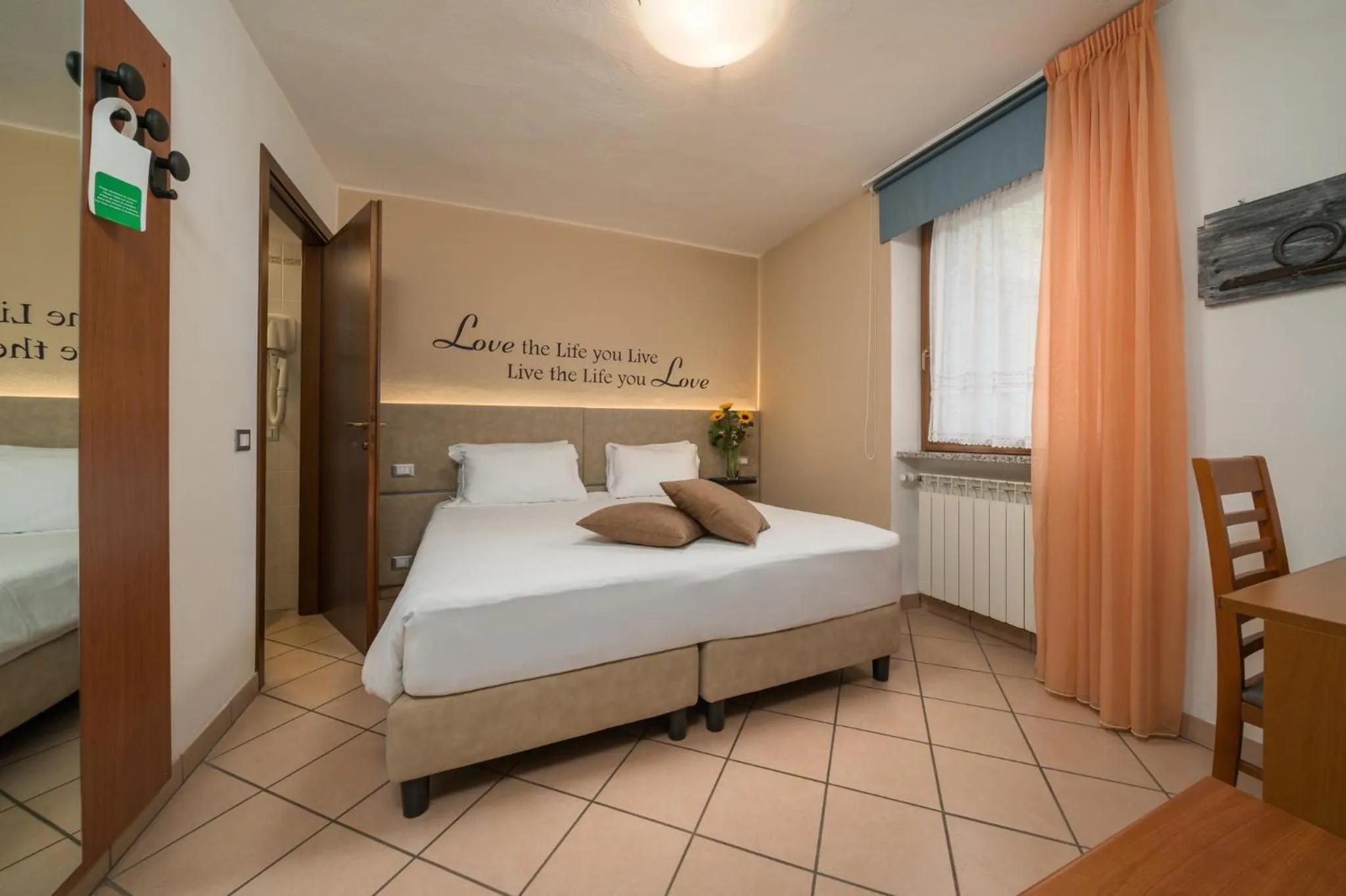 Bedroom, Bed in Hotel Oasi Verde