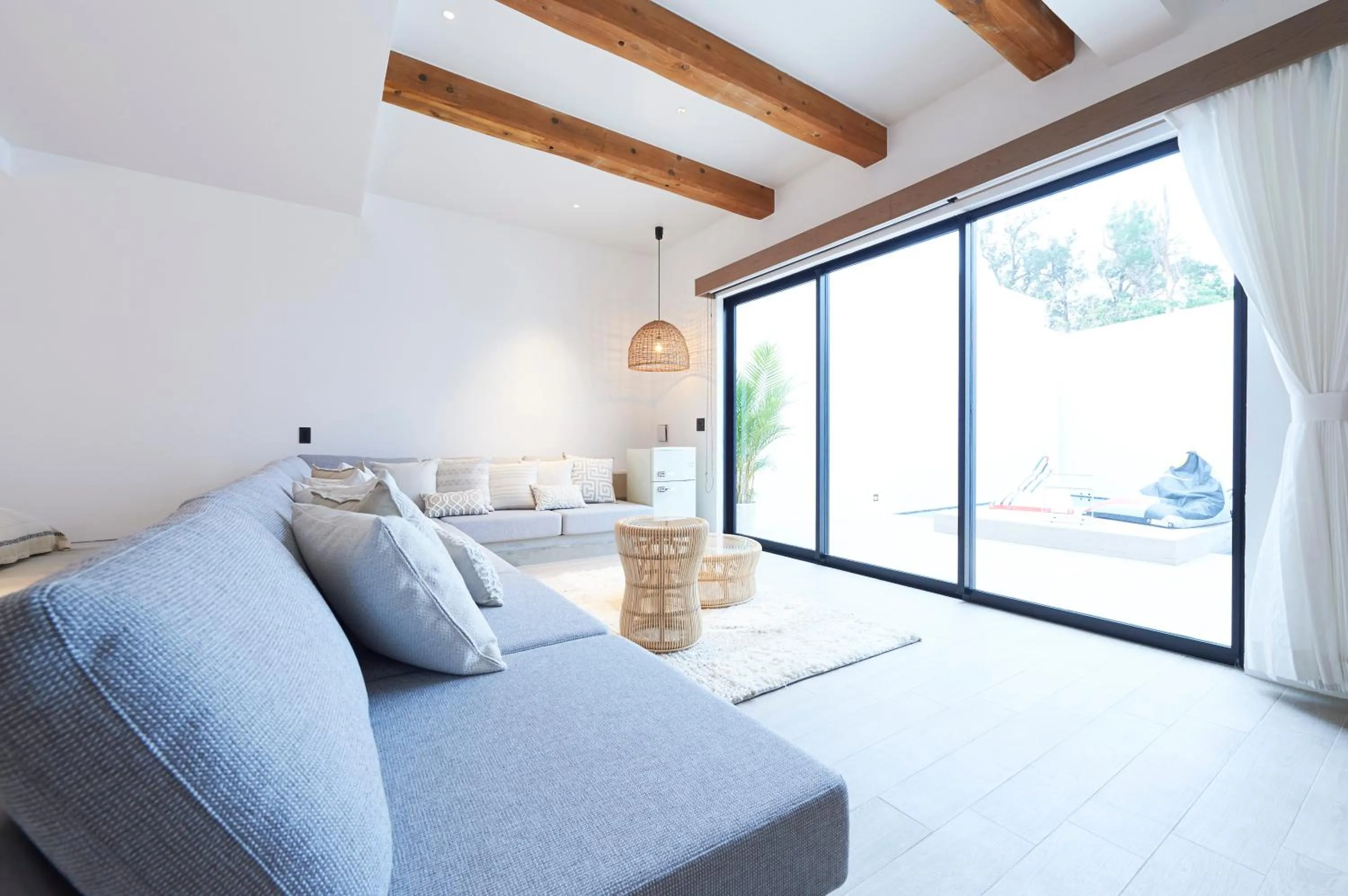 Living room, Bed in Grand Bleu Gamin