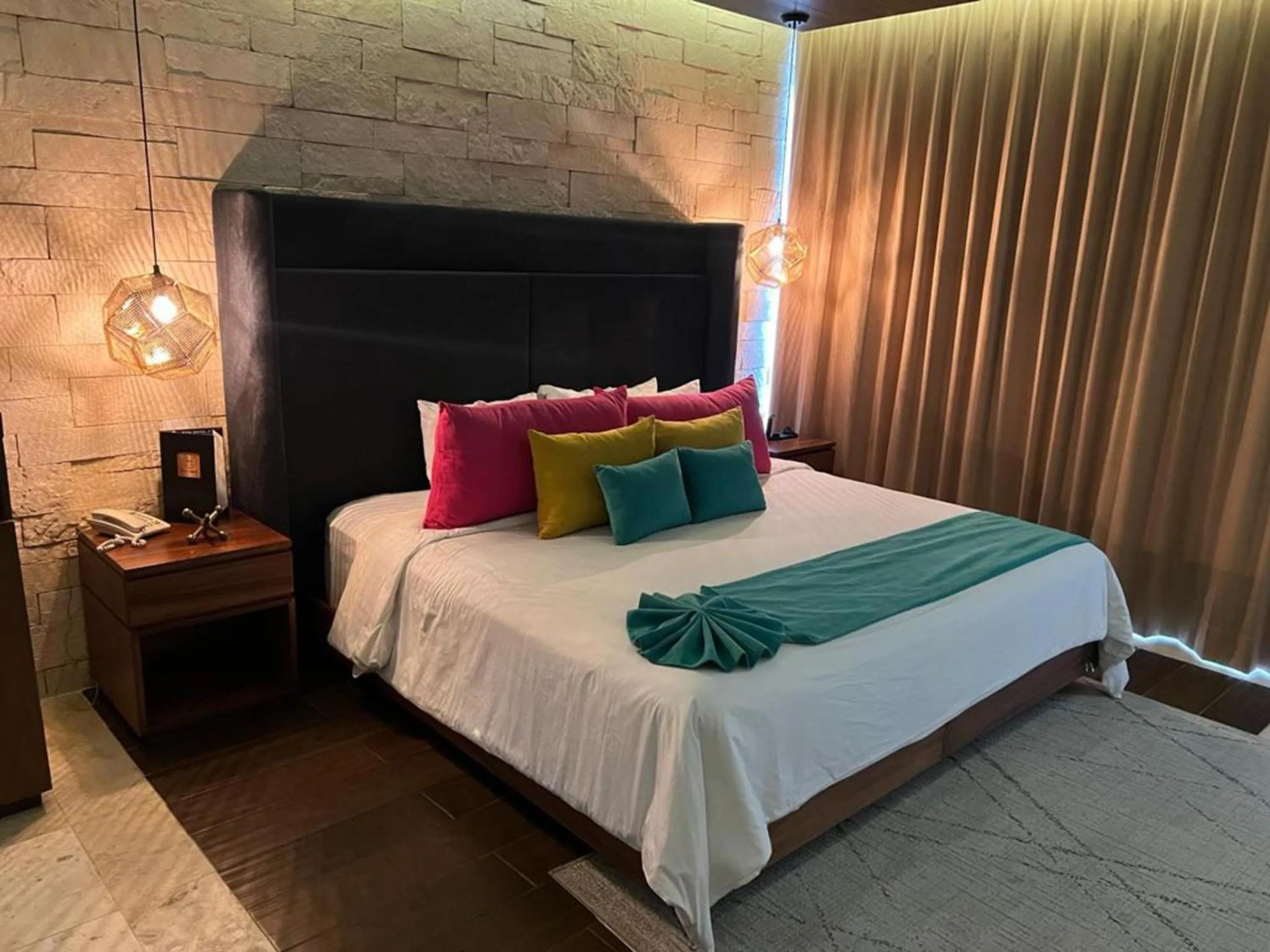 Bed in Hotel Beló Isla Mujeres - All Inclusive - Sargassum Free