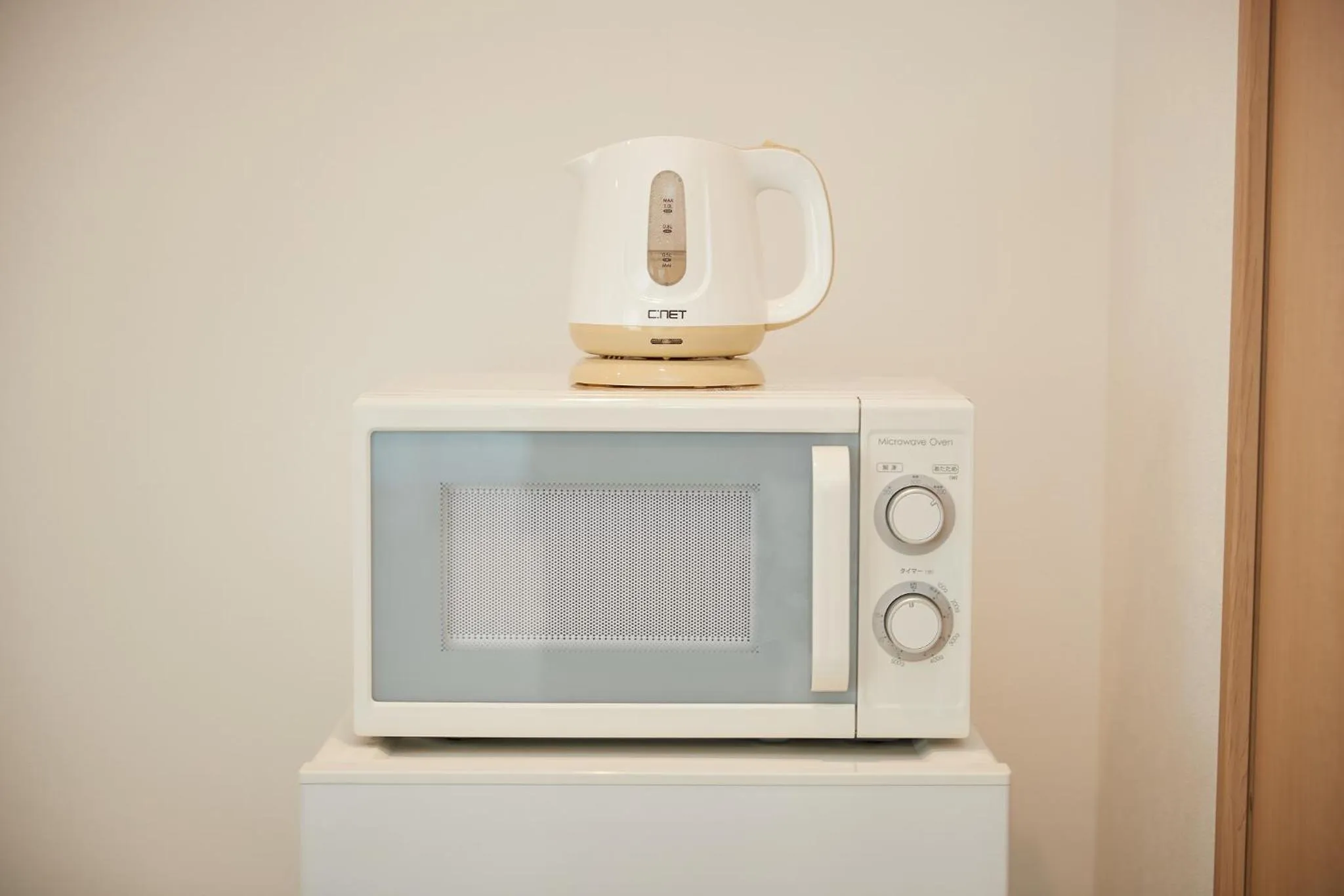 hair dresser in New Normal Hotel in NAGO ニューノーマルホテルイン名護