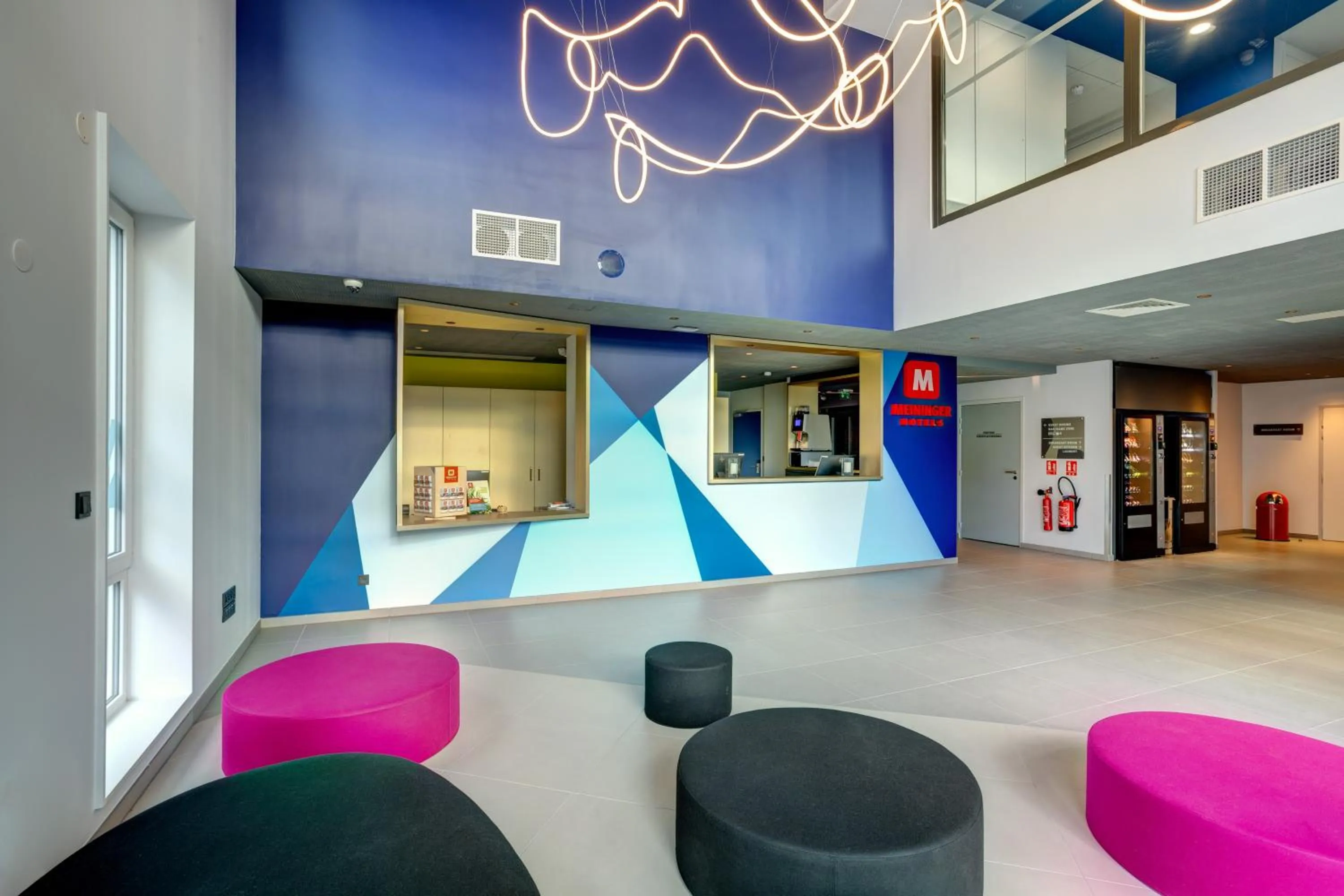 Lobby or reception in MEININGER Hotel Lyon Centre Berthelot