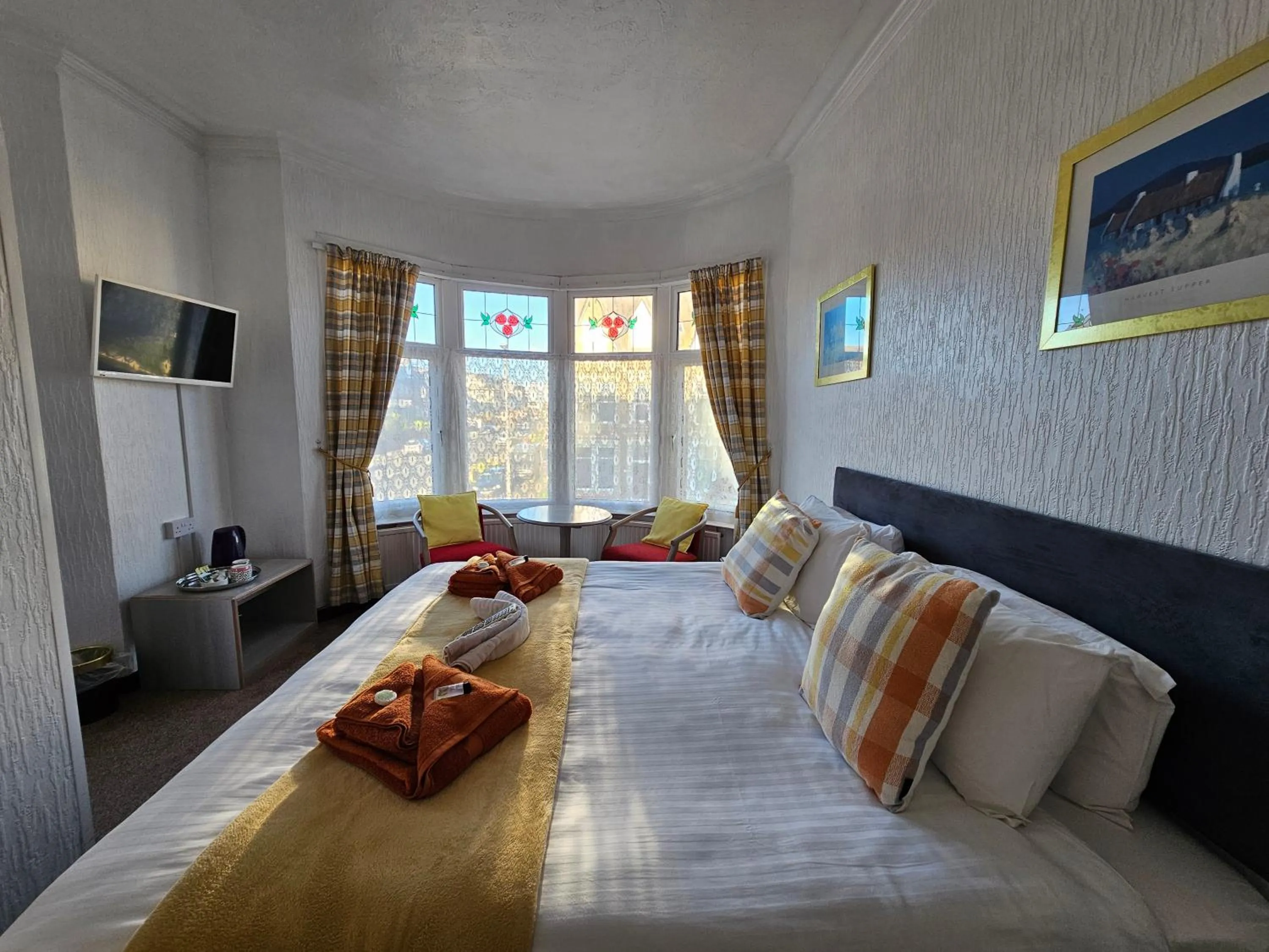 Bedroom, Bed in Collingwood Hotel