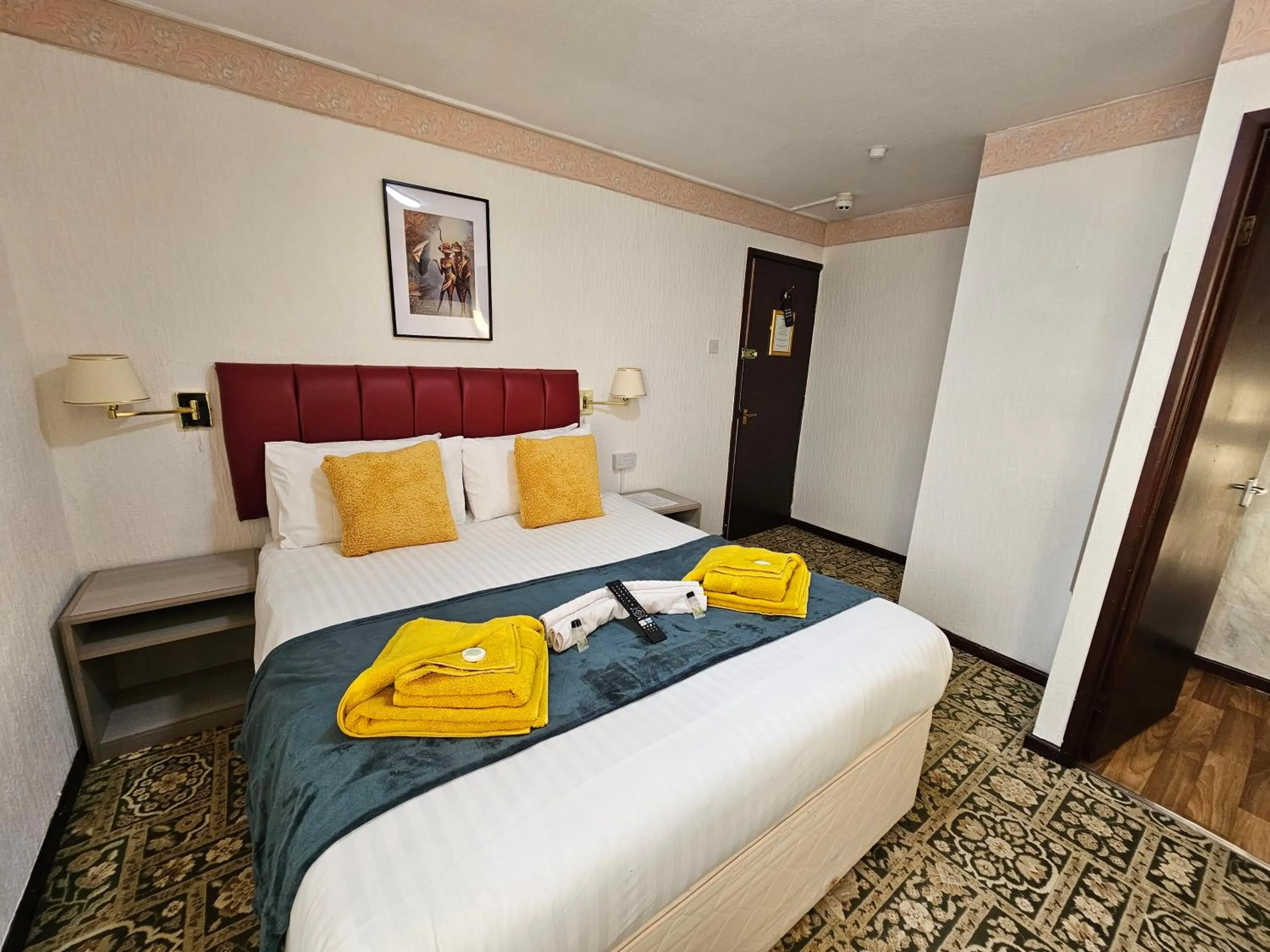 Bedroom, Bed in Collingwood Hotel