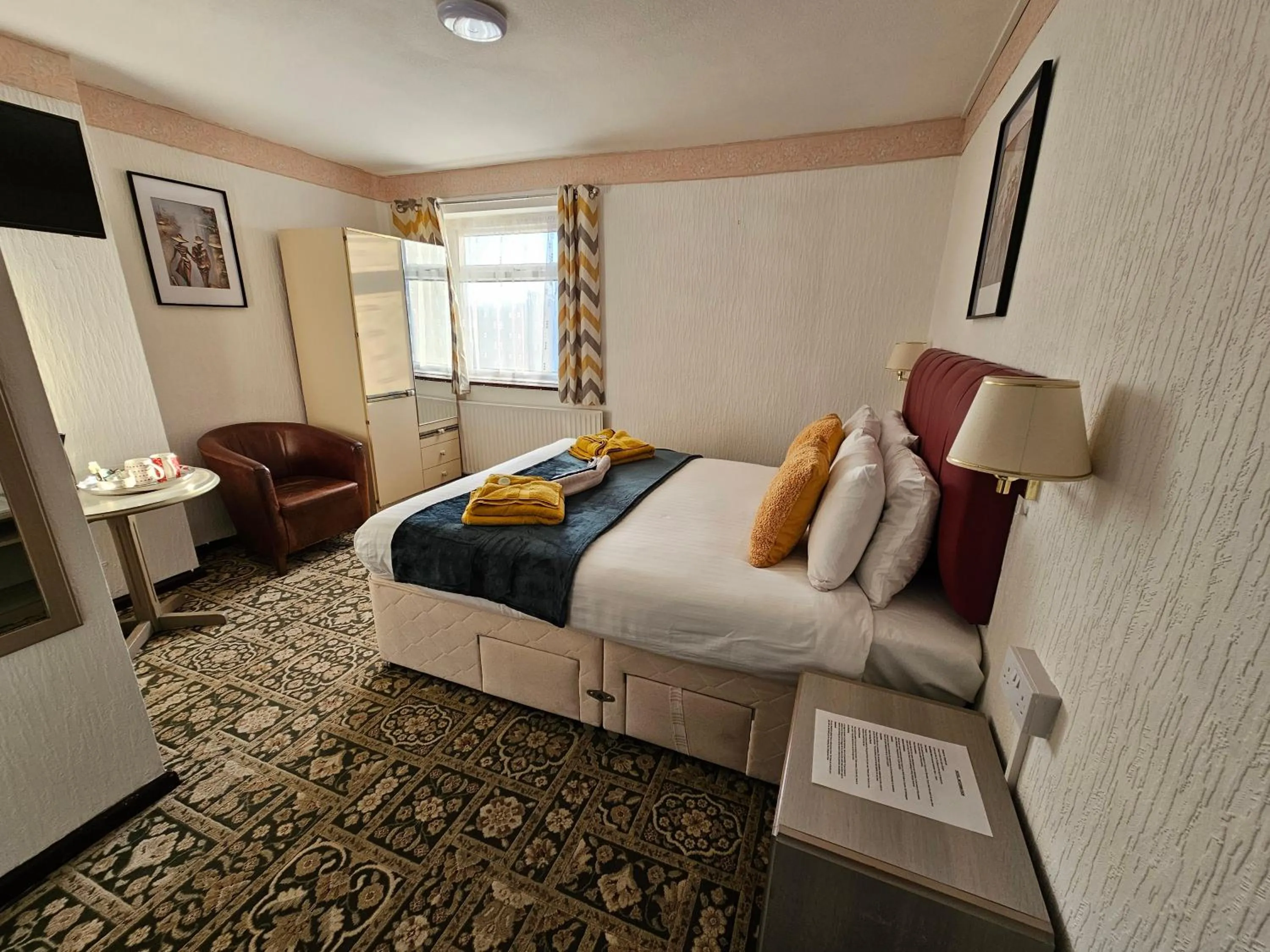 Bedroom, Bed in Collingwood Hotel