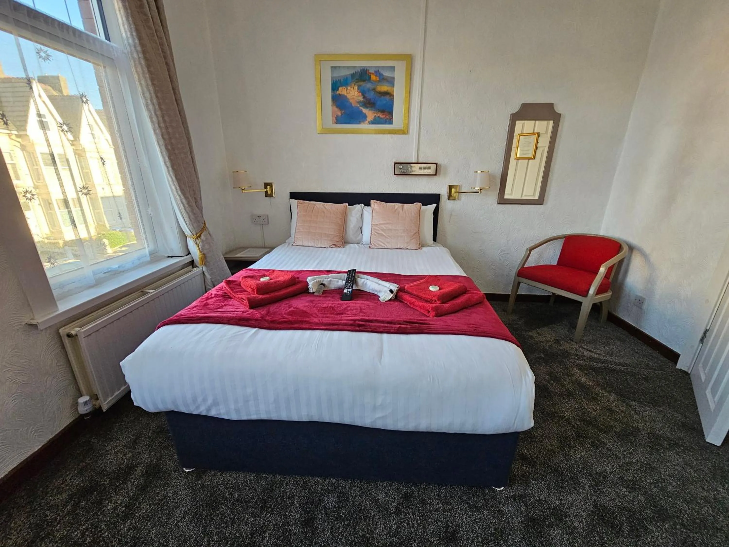 Bedroom, Bed in Collingwood Hotel