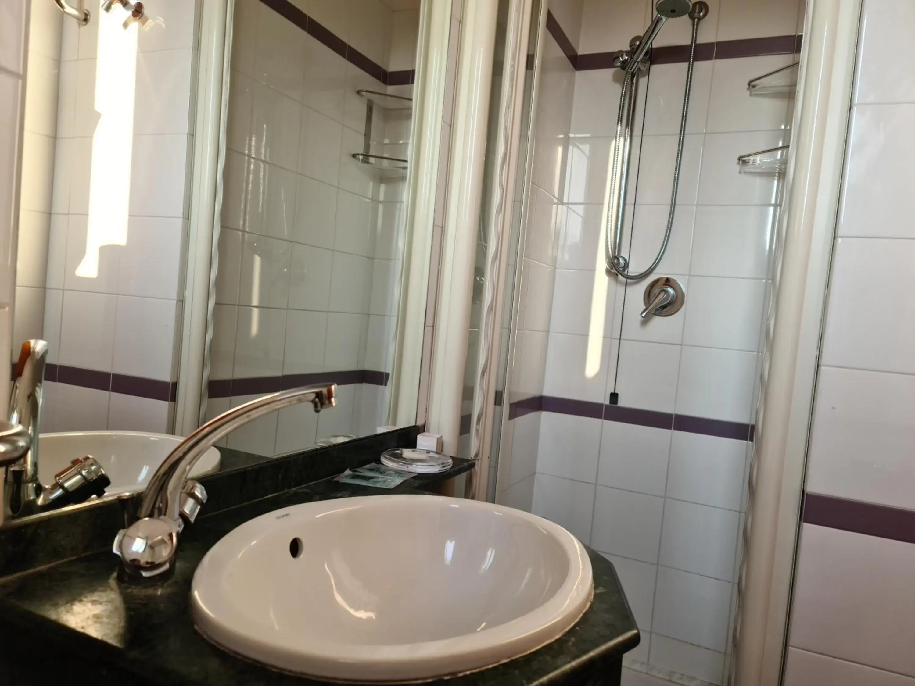 Double or Twin Room - single occupancy in Hotel Sabra Double or Twin Room - single occupancy in Hotel Sabra