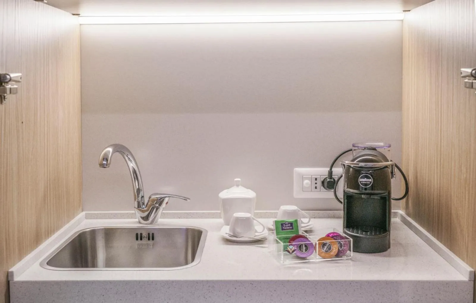 Coffee/tea facilities in Oasi del Golfo Suites B&B