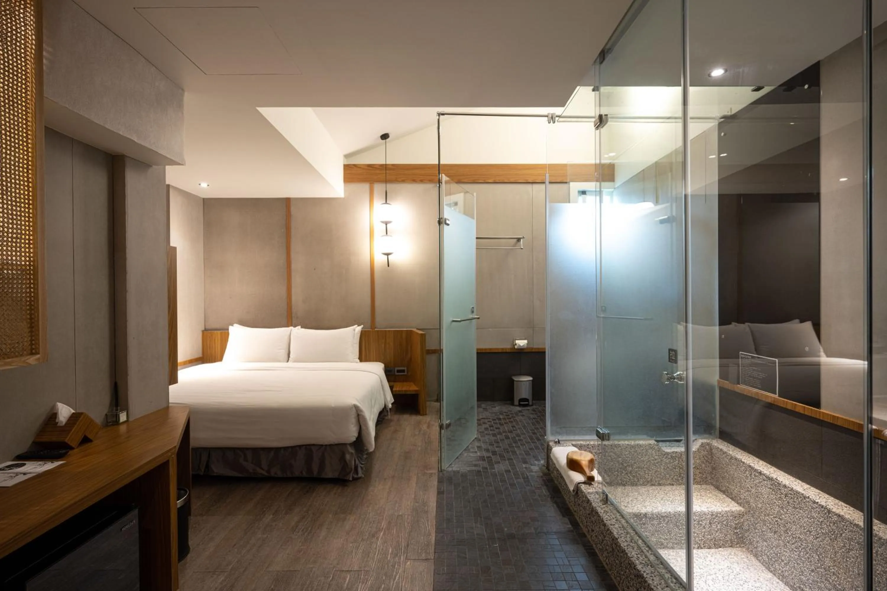 Photo of the whole room, Bed in Yunoyado Onsen Hot Spring Hotel Deyang