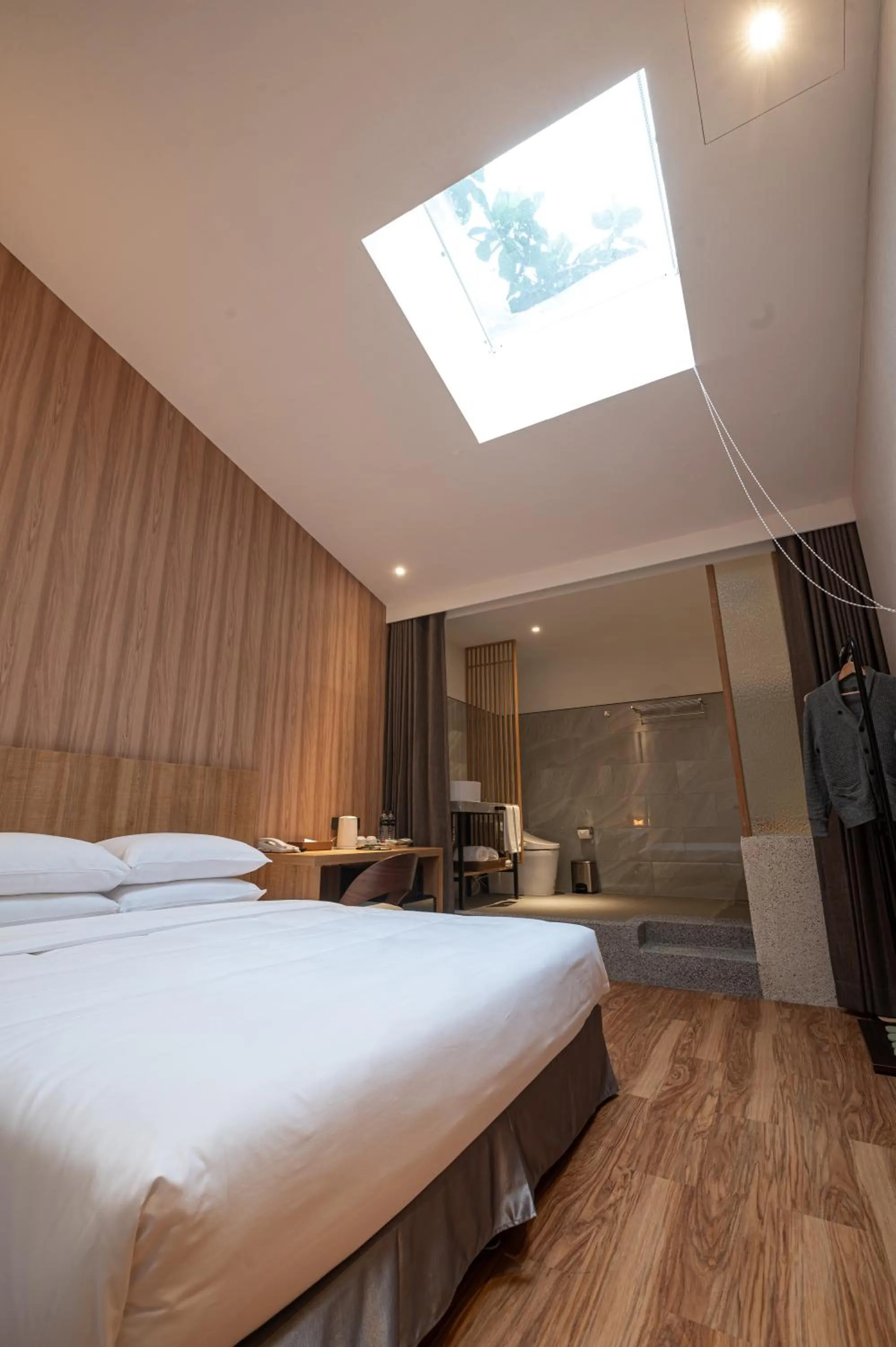 Photo of the whole room, Bed in Yunoyado Onsen Hot Spring Hotel Deyang