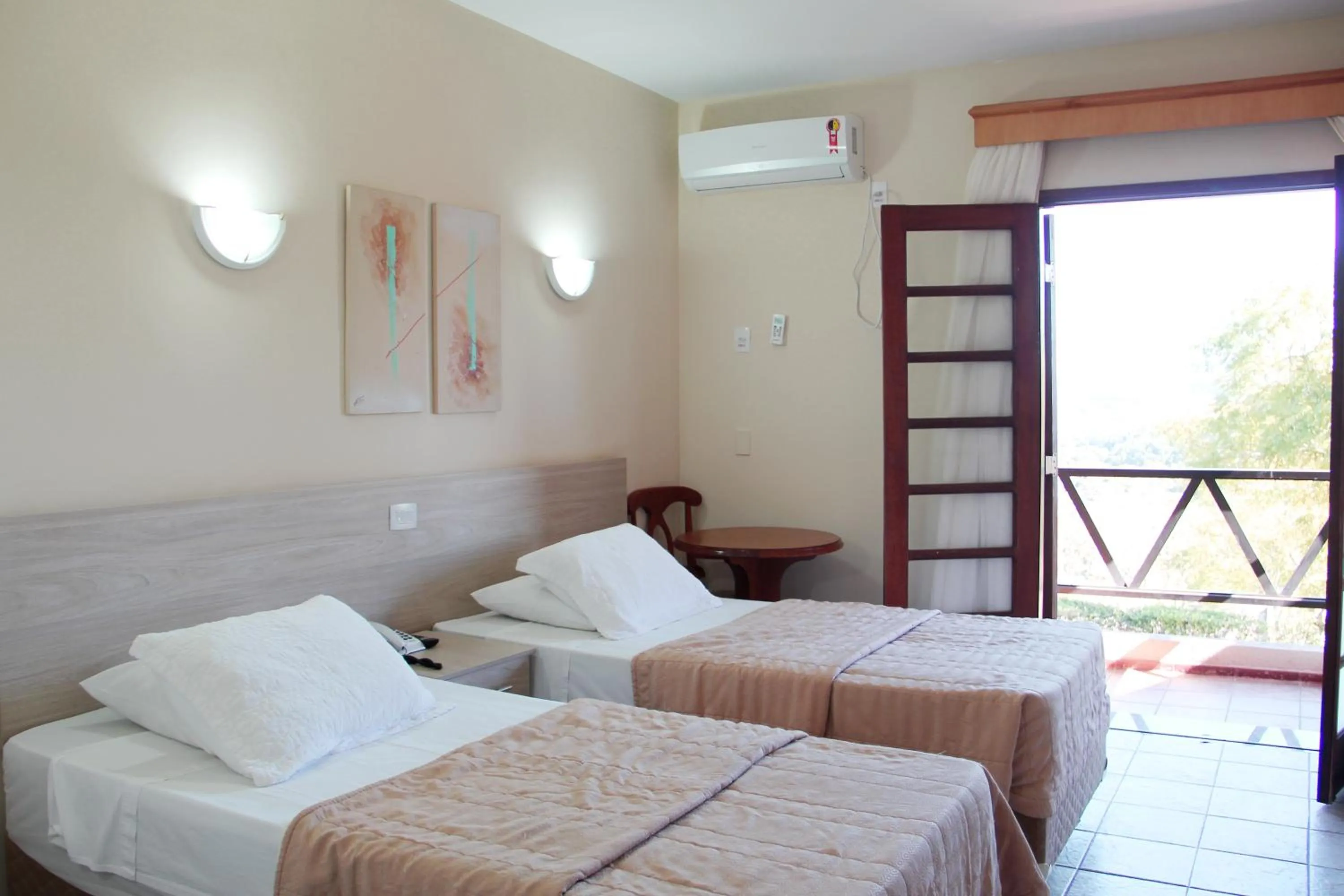 Photo of the whole room, Bed in Hotel Villa Santo Agostinho