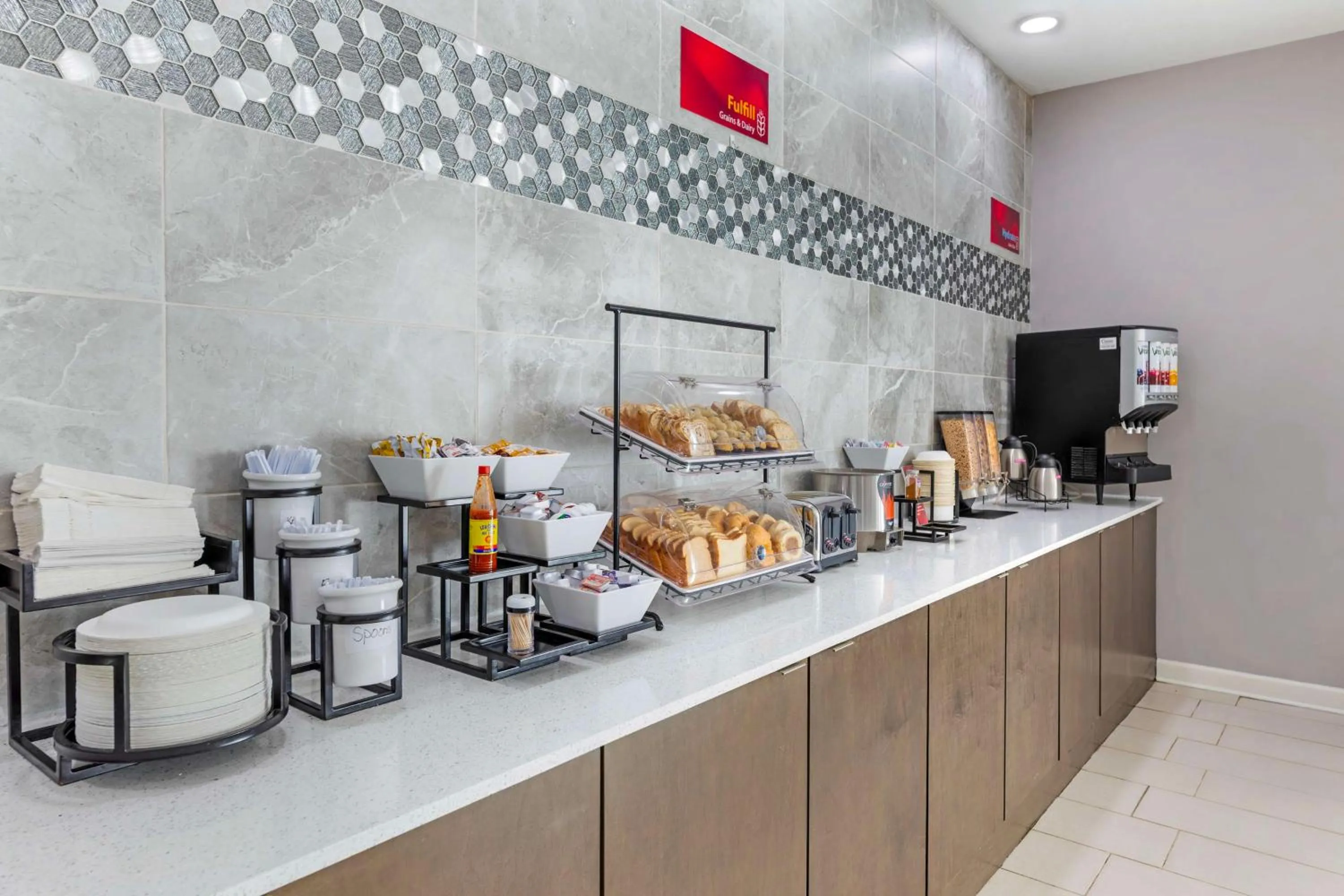 Breakfast in Best Western Plus Executive Residency Marion