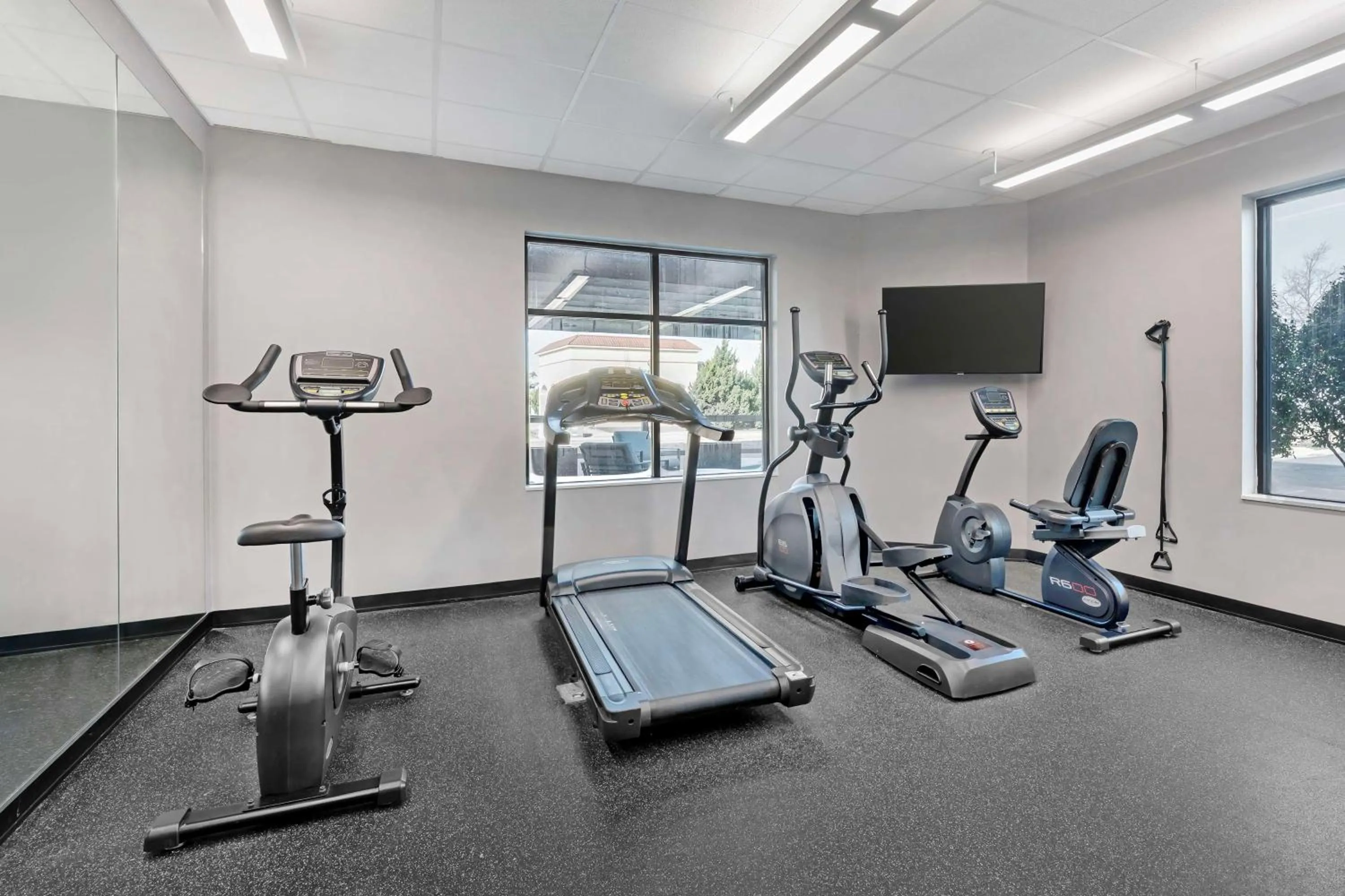 Fitness centre/facilities in Best Western Plus Executive Residency Marion