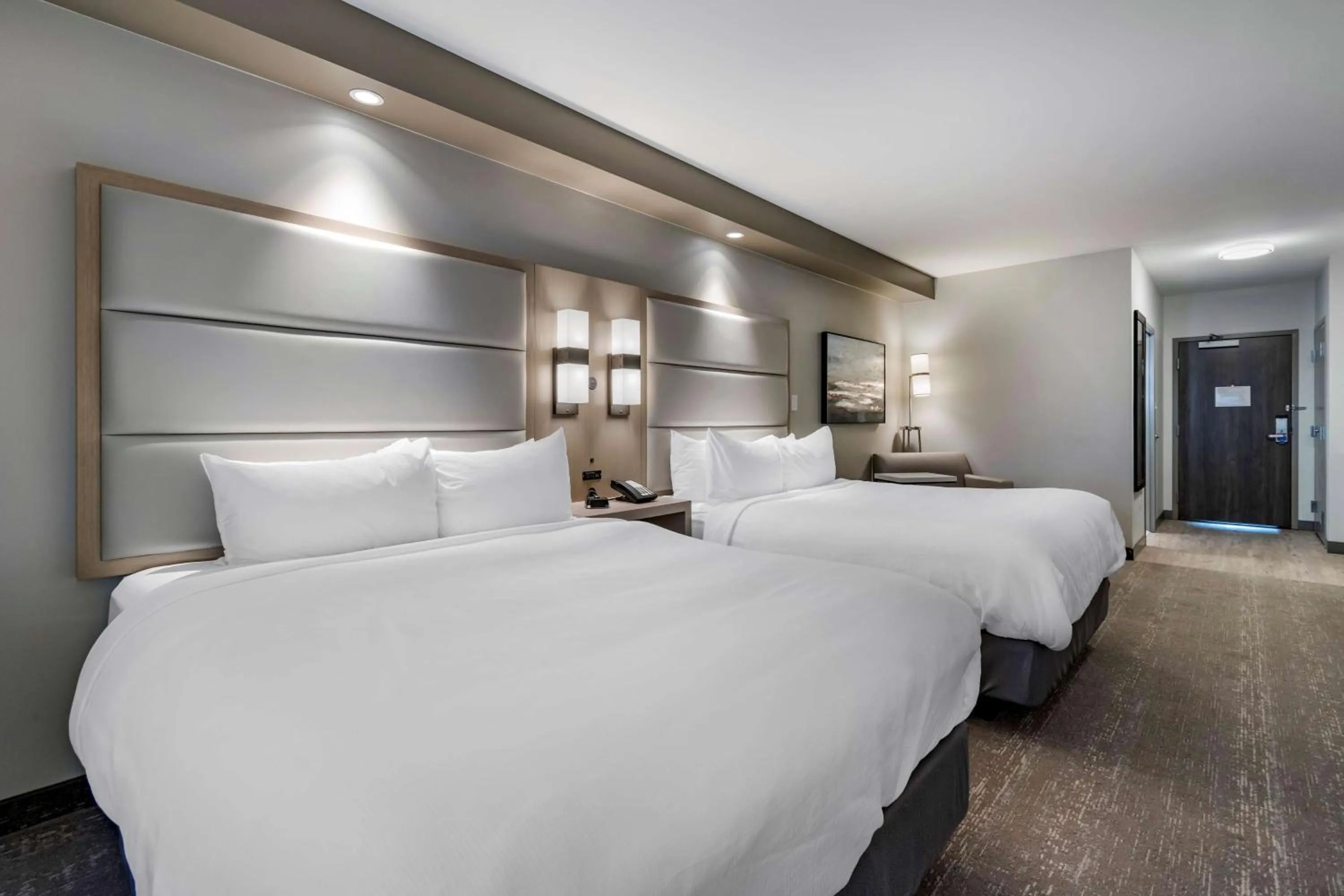 Bedroom, Bed in Best Western Premier Prince Albert