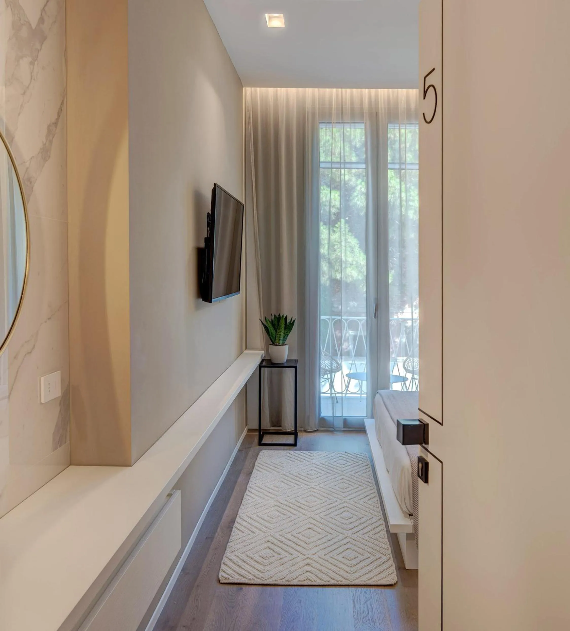 TV and multimedia in Le Palmette Suites