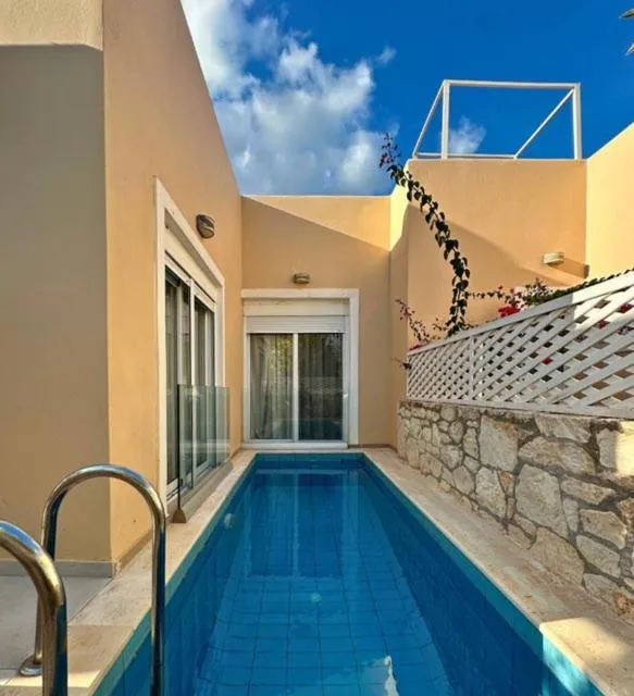 Swimming pool in Azure Beach Villas