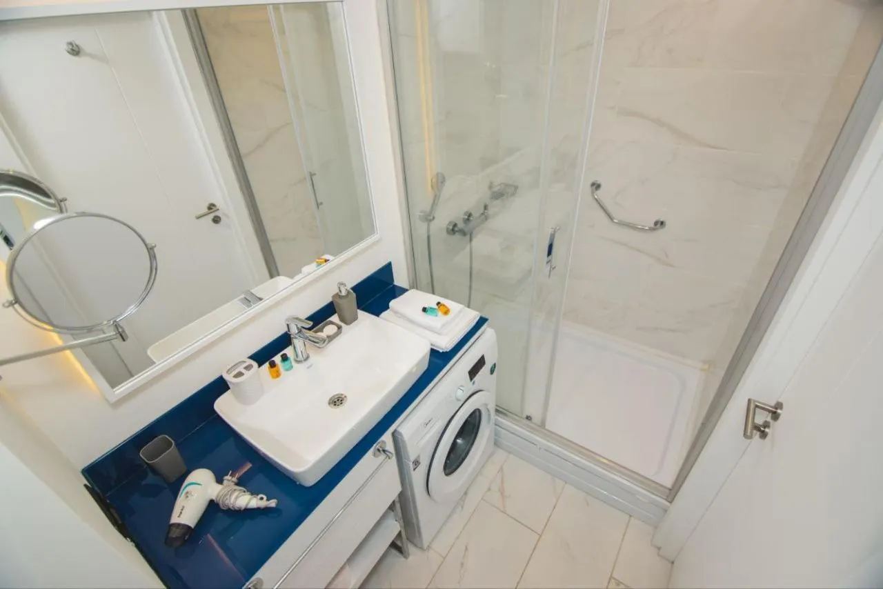 Shower in Royal Sea Breeze Apartments