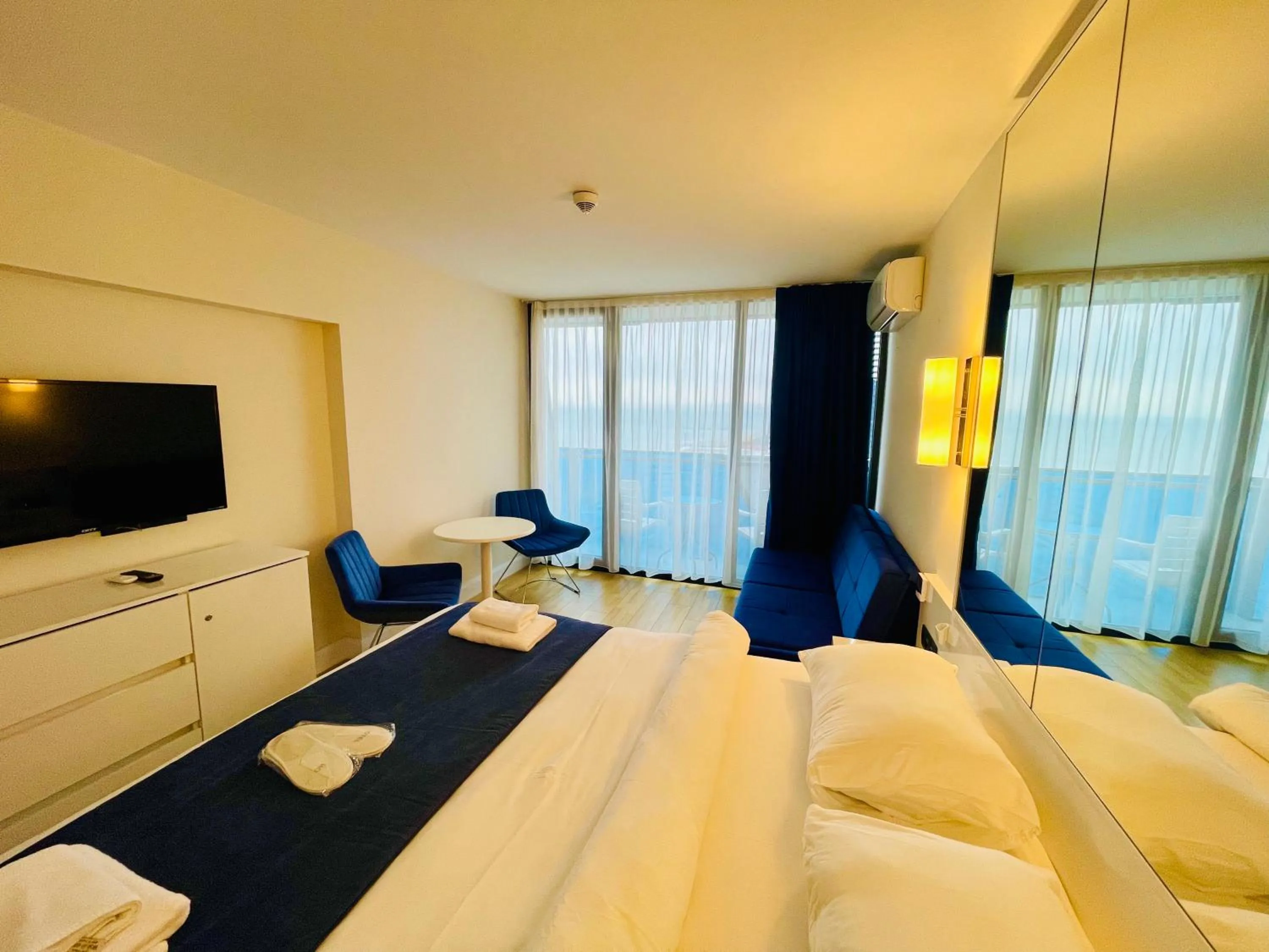 Bed in Royal Sea Breeze Apartments