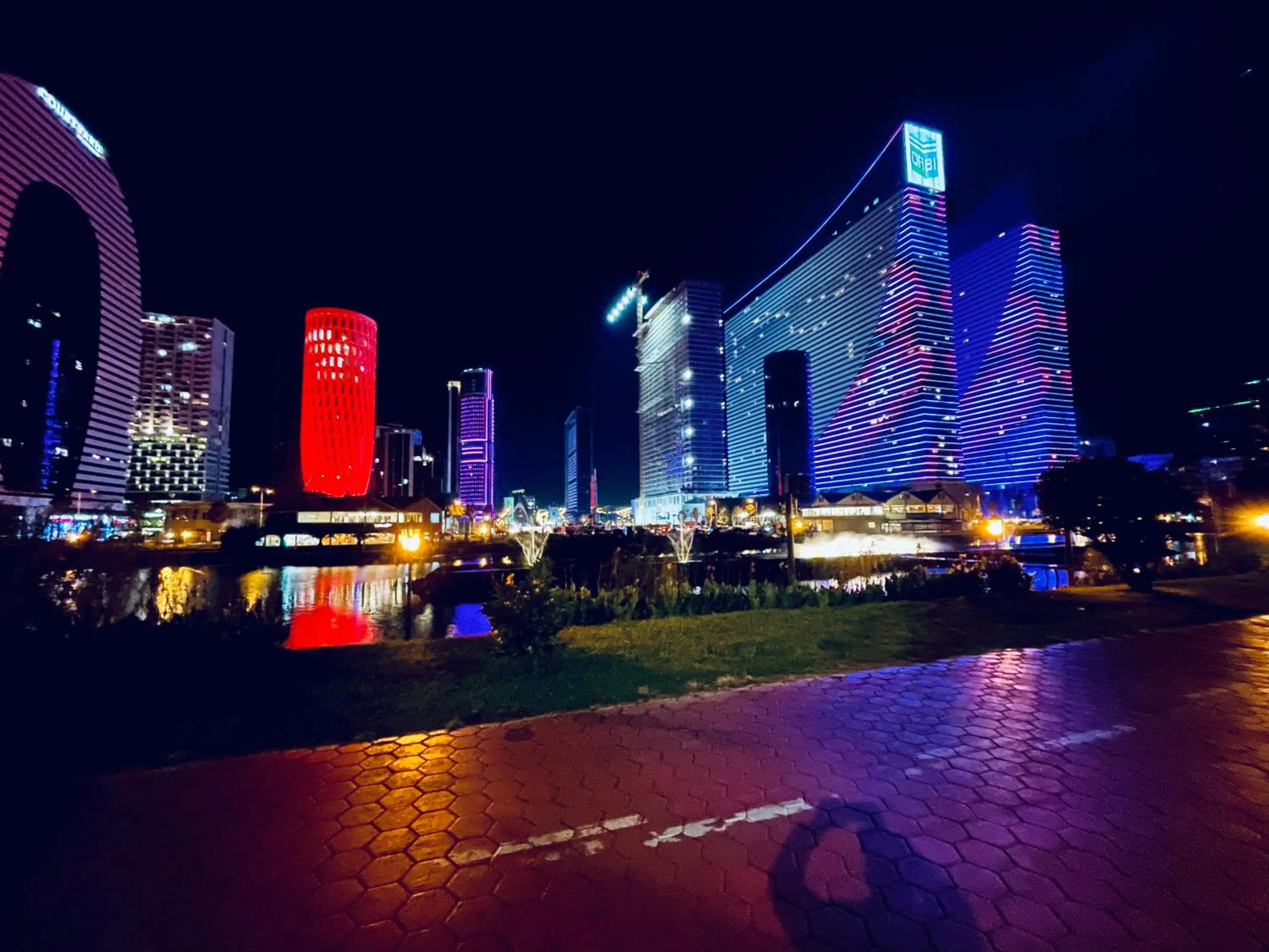 Property building in Royal Sea Breeze Apartments