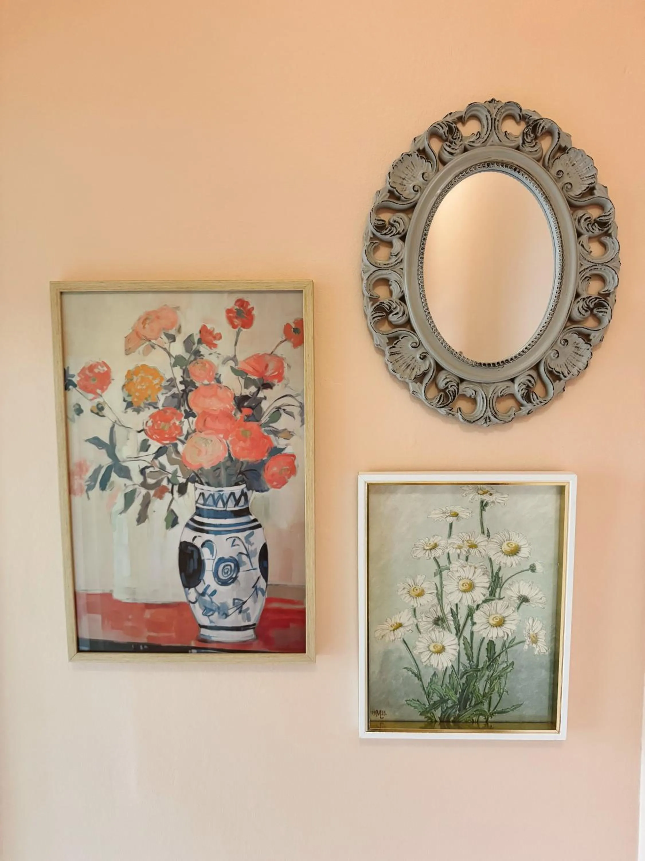 Decorative detail in Pension d'Avignon