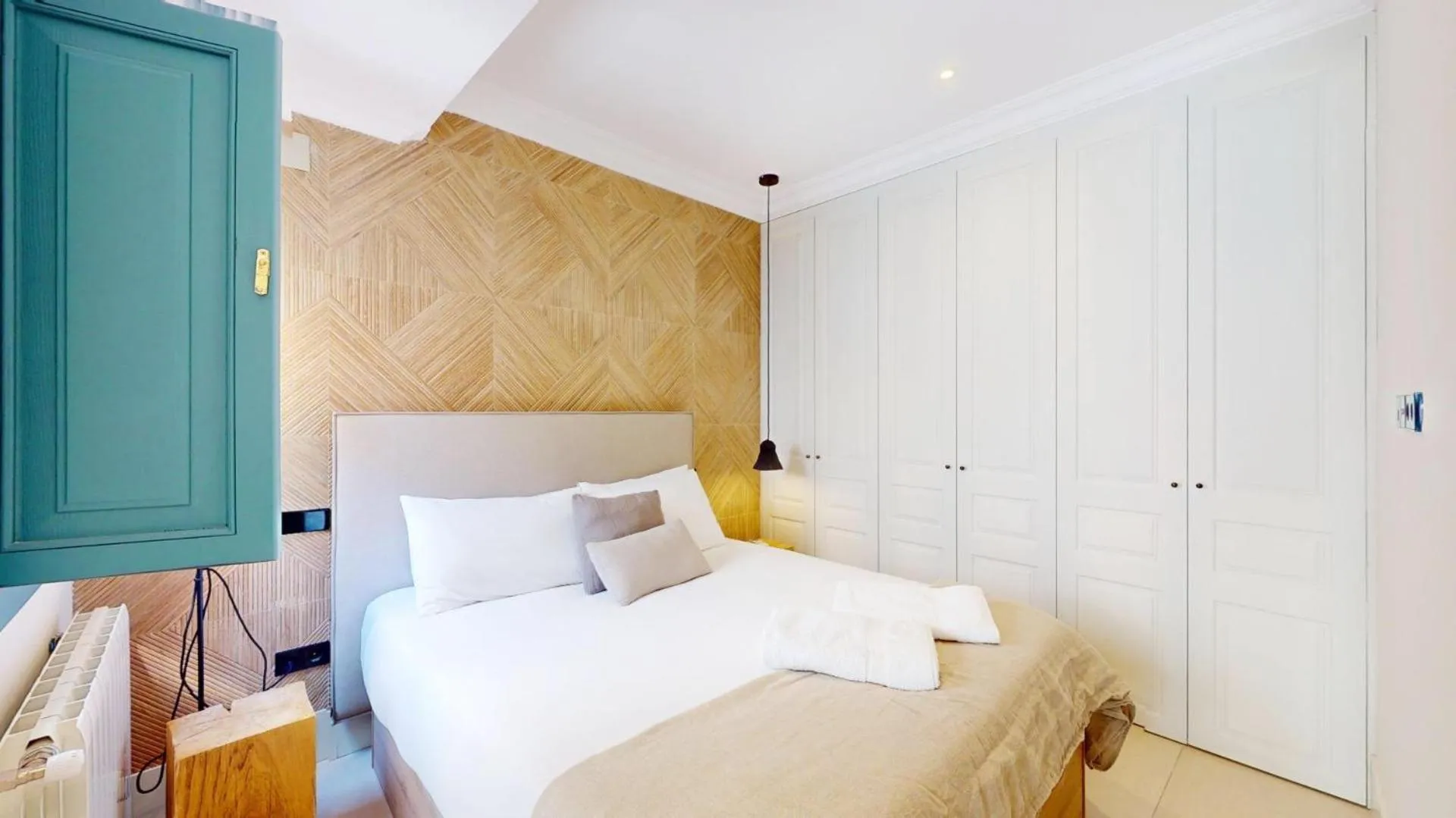 Bedroom, Bed in Sol y El Madroño