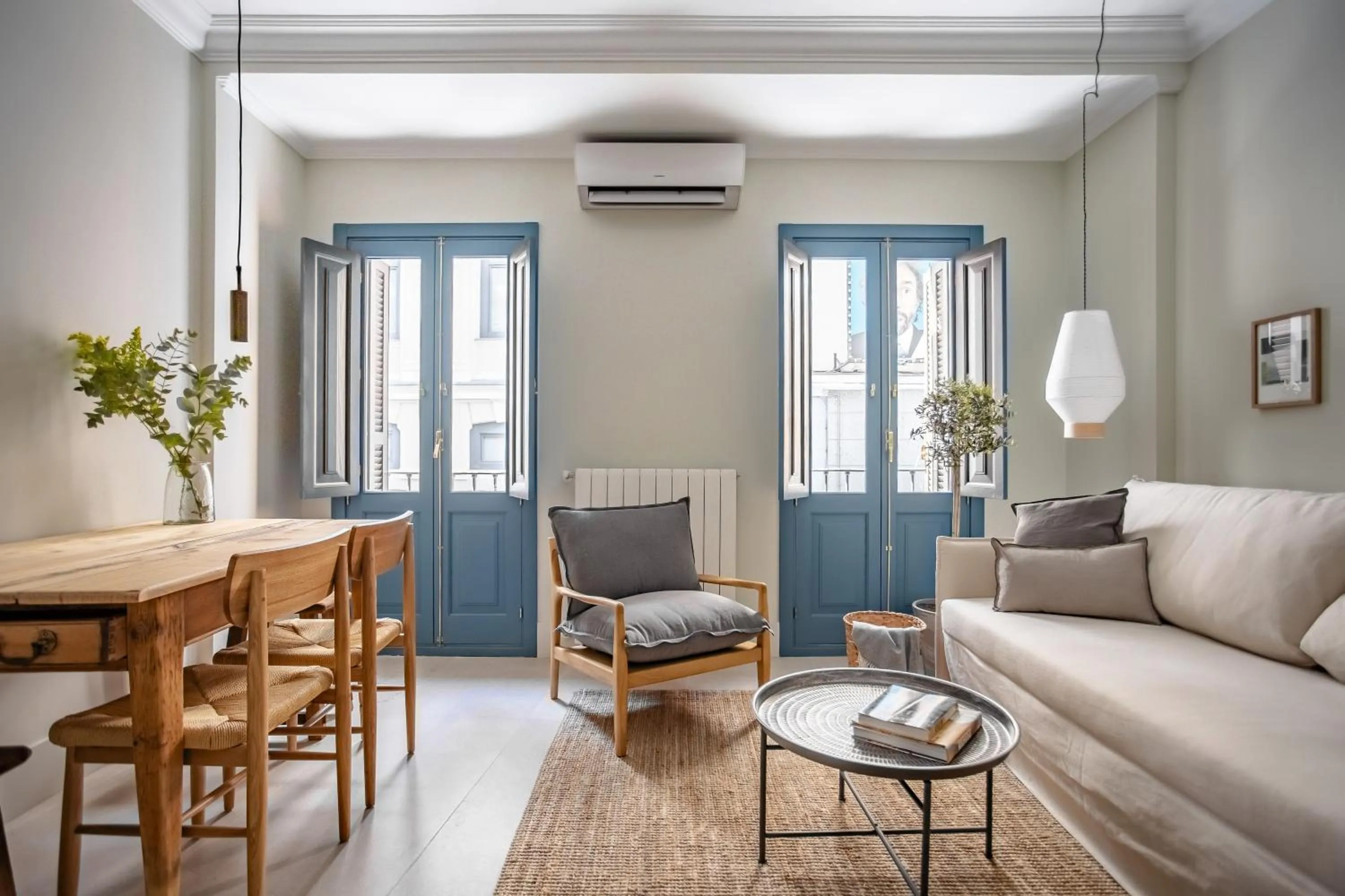 Living room in SEISSTA Madrid Centro "Remodelado"