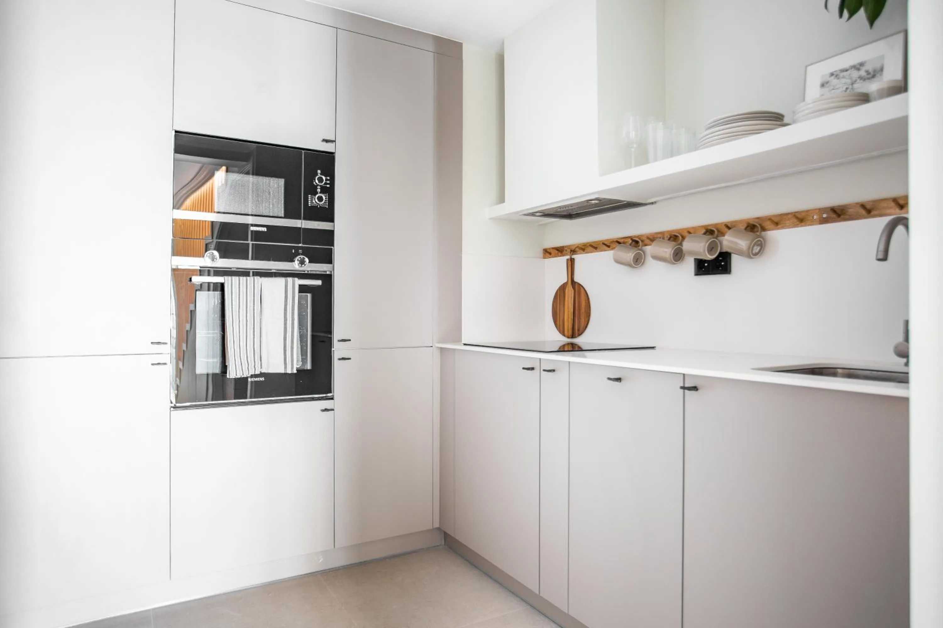 Kitchen or kitchenette in SEISSTA Madrid Centro "Remodelado"