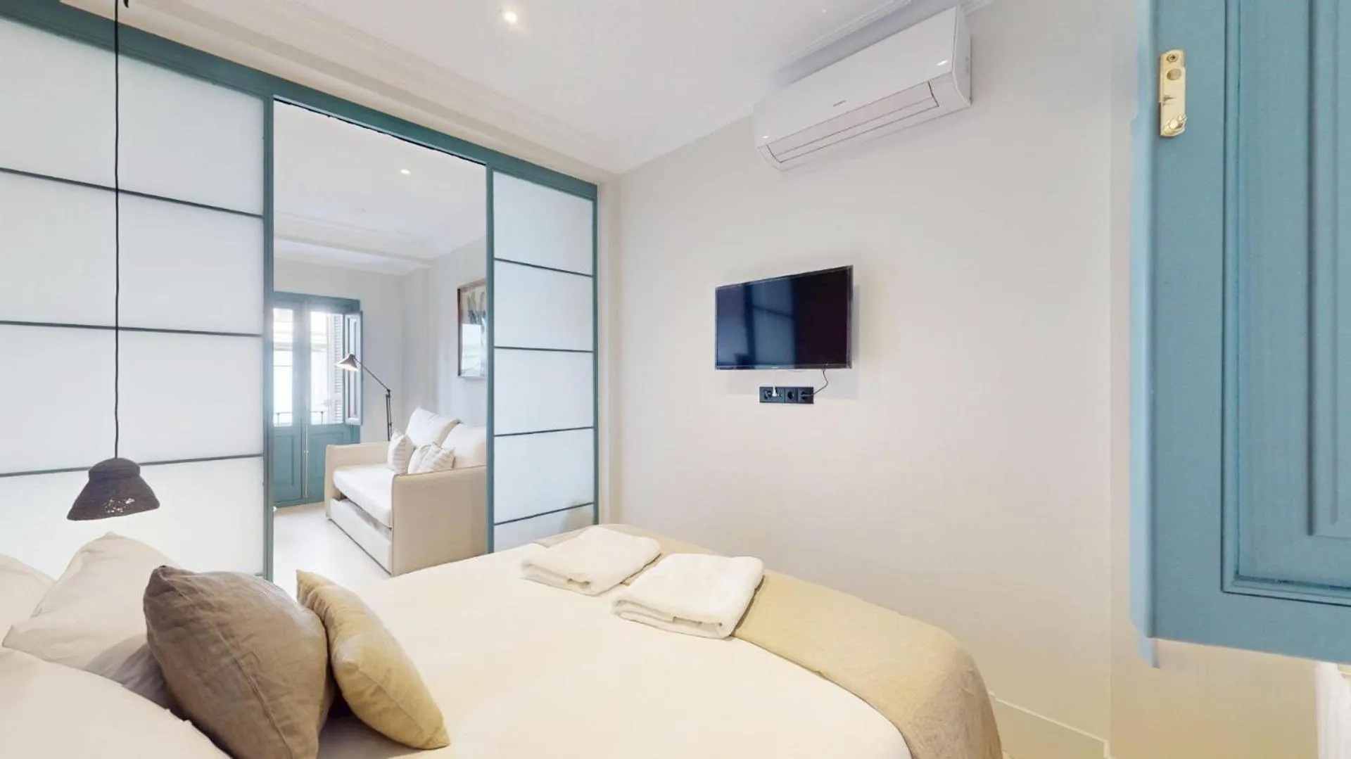 Bedroom, Bed in Sol y El Madroño