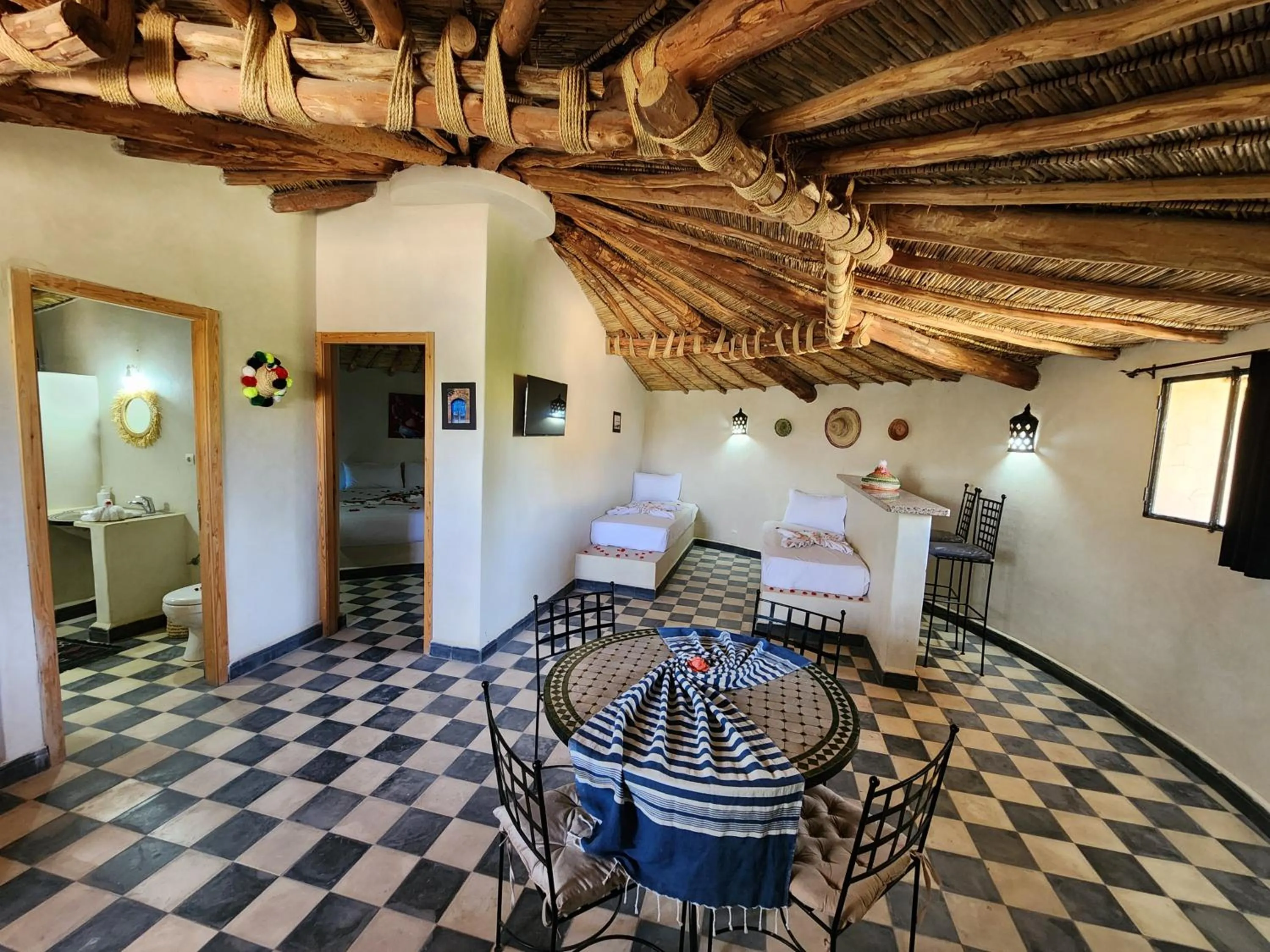 Bed in Les Jardins d Amizmiz 6 piscines