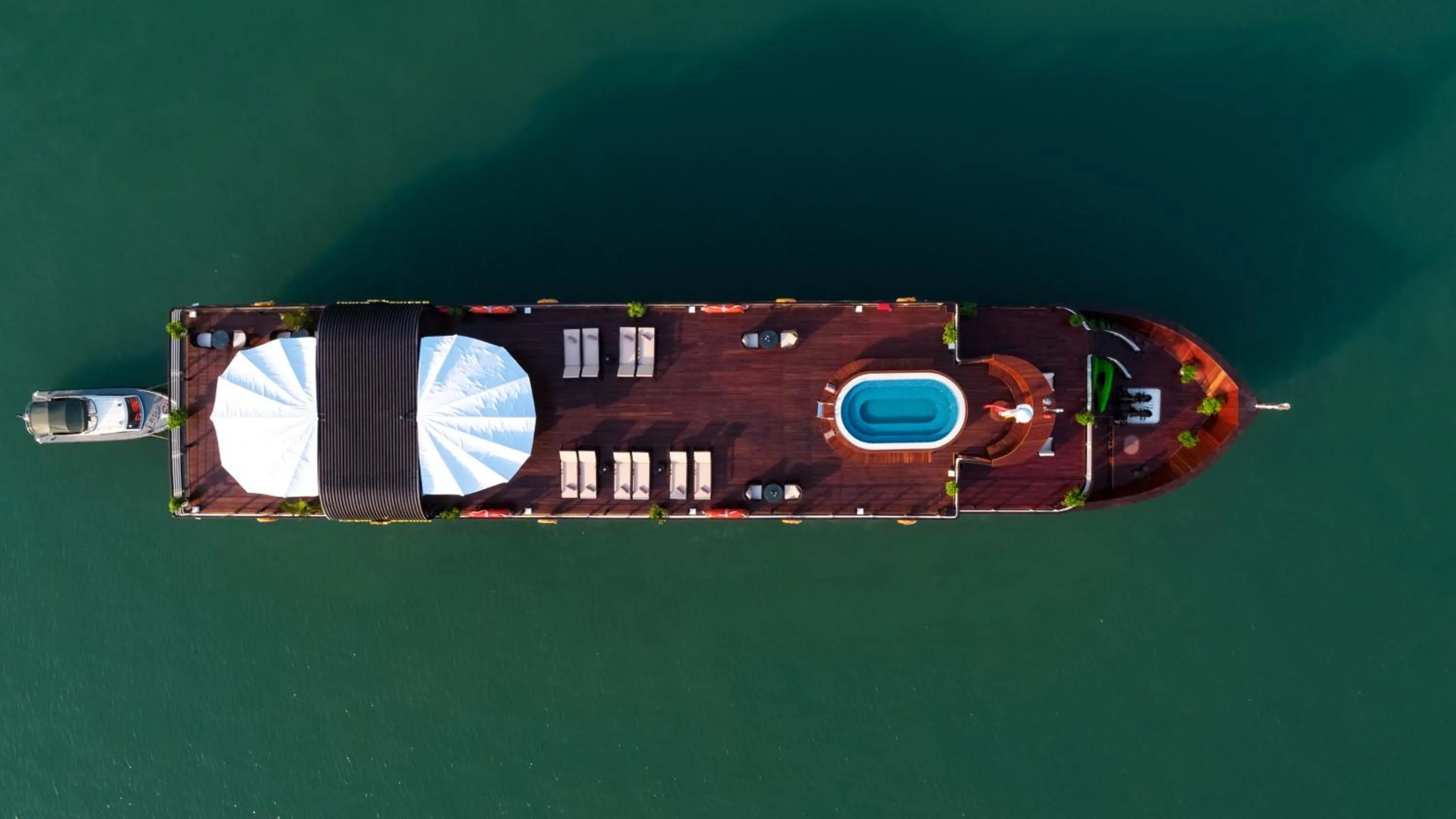 Property building in Orchid Premium Cruise