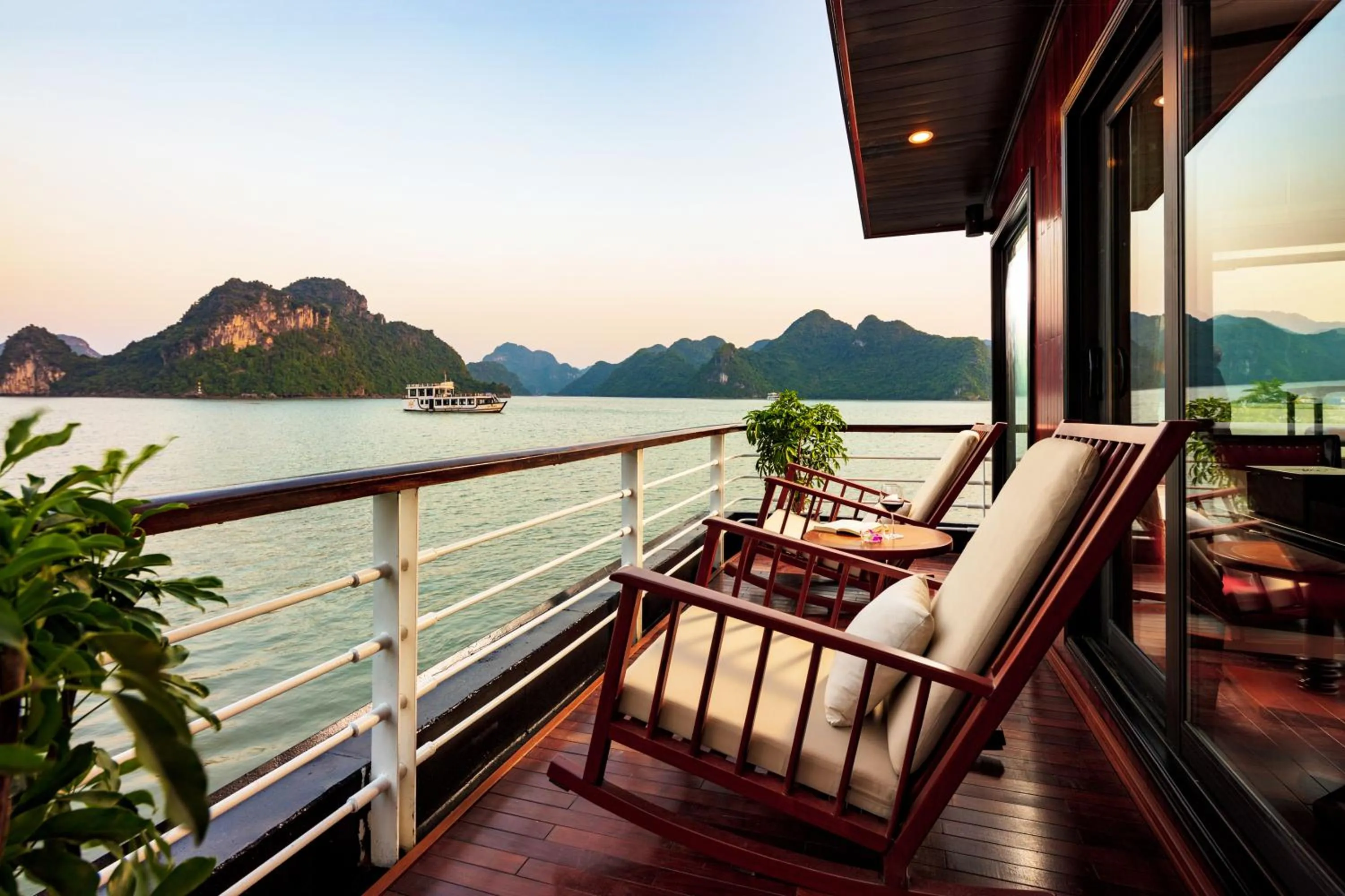 Balcony/Terrace in Orchid Premium Cruise
