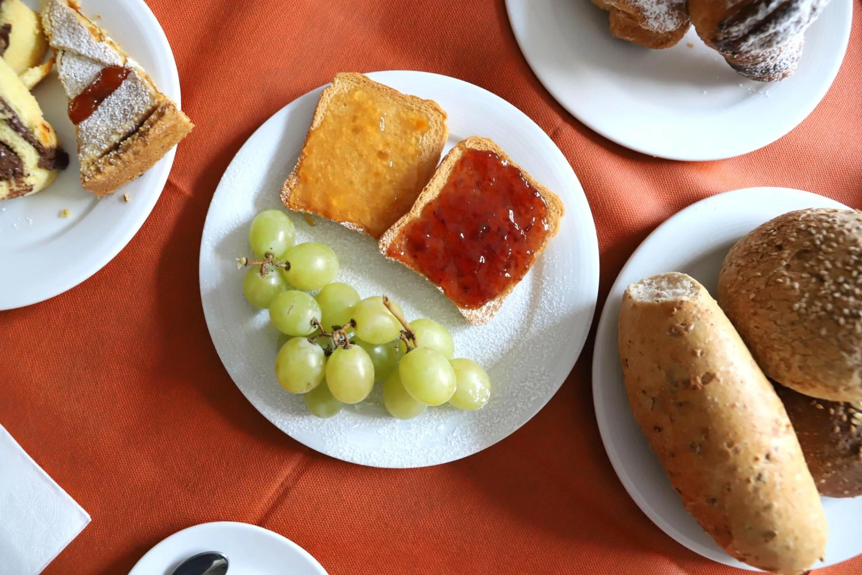 Breakfast in Albergo Cantiani