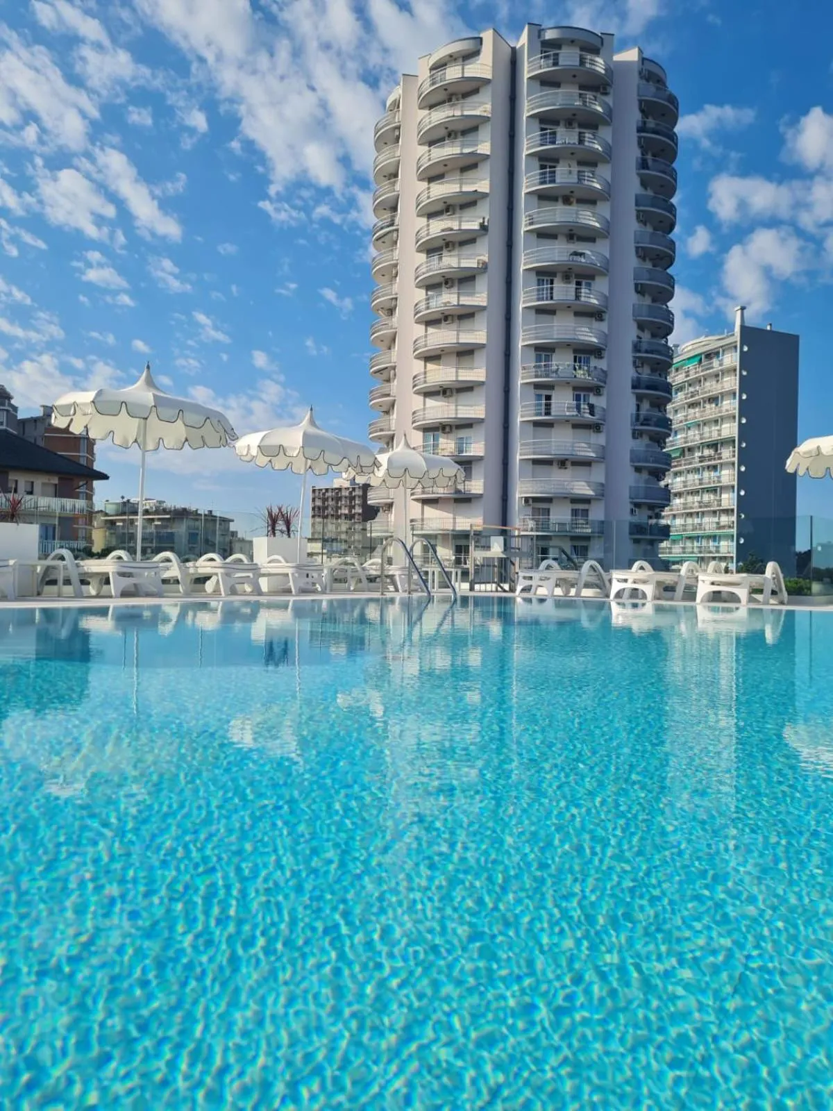 Swimming pool in Hotel Conca Verde
