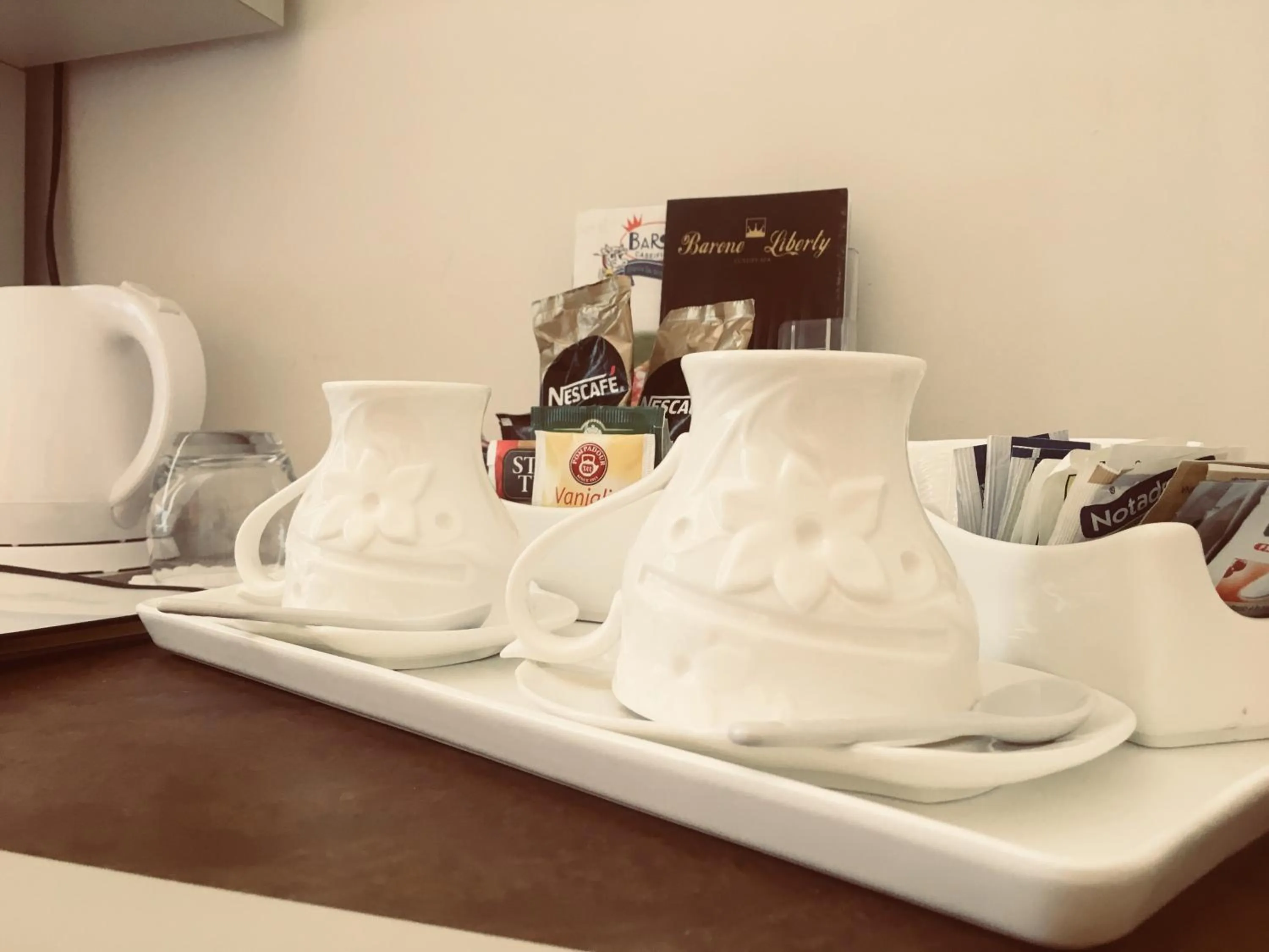 TV and multimedia in Barone Liberty & Luxury SPA-Boutique Hotel