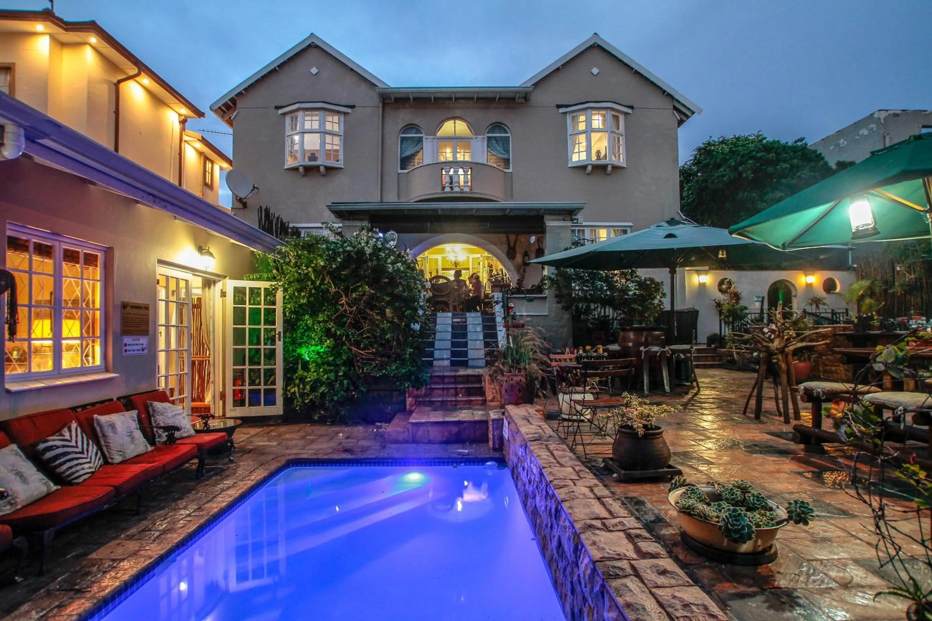 Property building in Acorn B&B in Durban