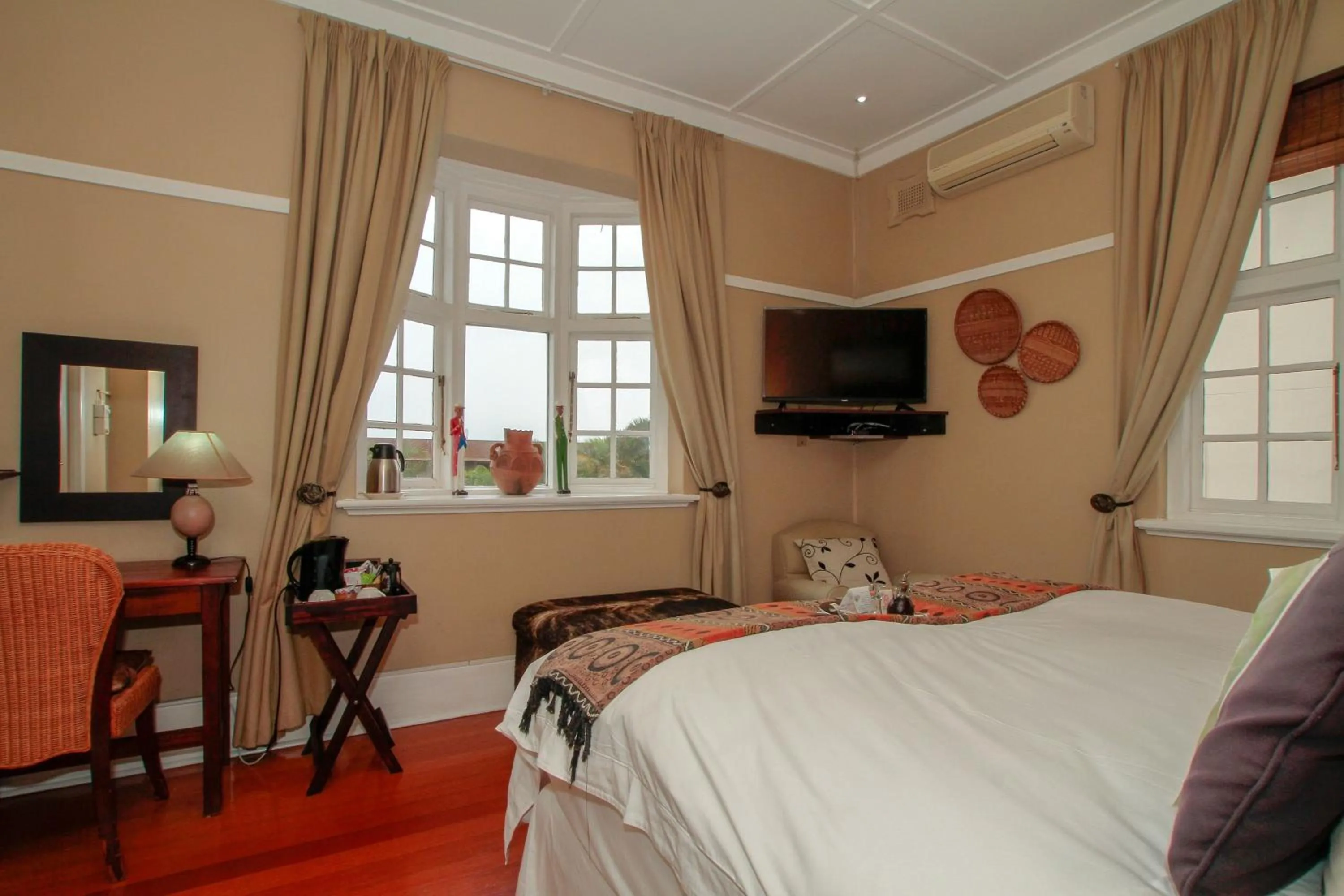 Bed in Acorn B&B in Durban
