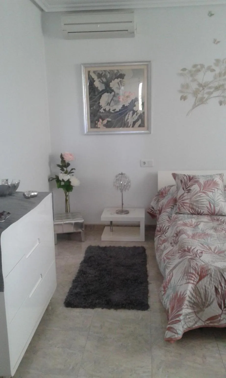 Decorative detail, Bed in La Dolce Vita