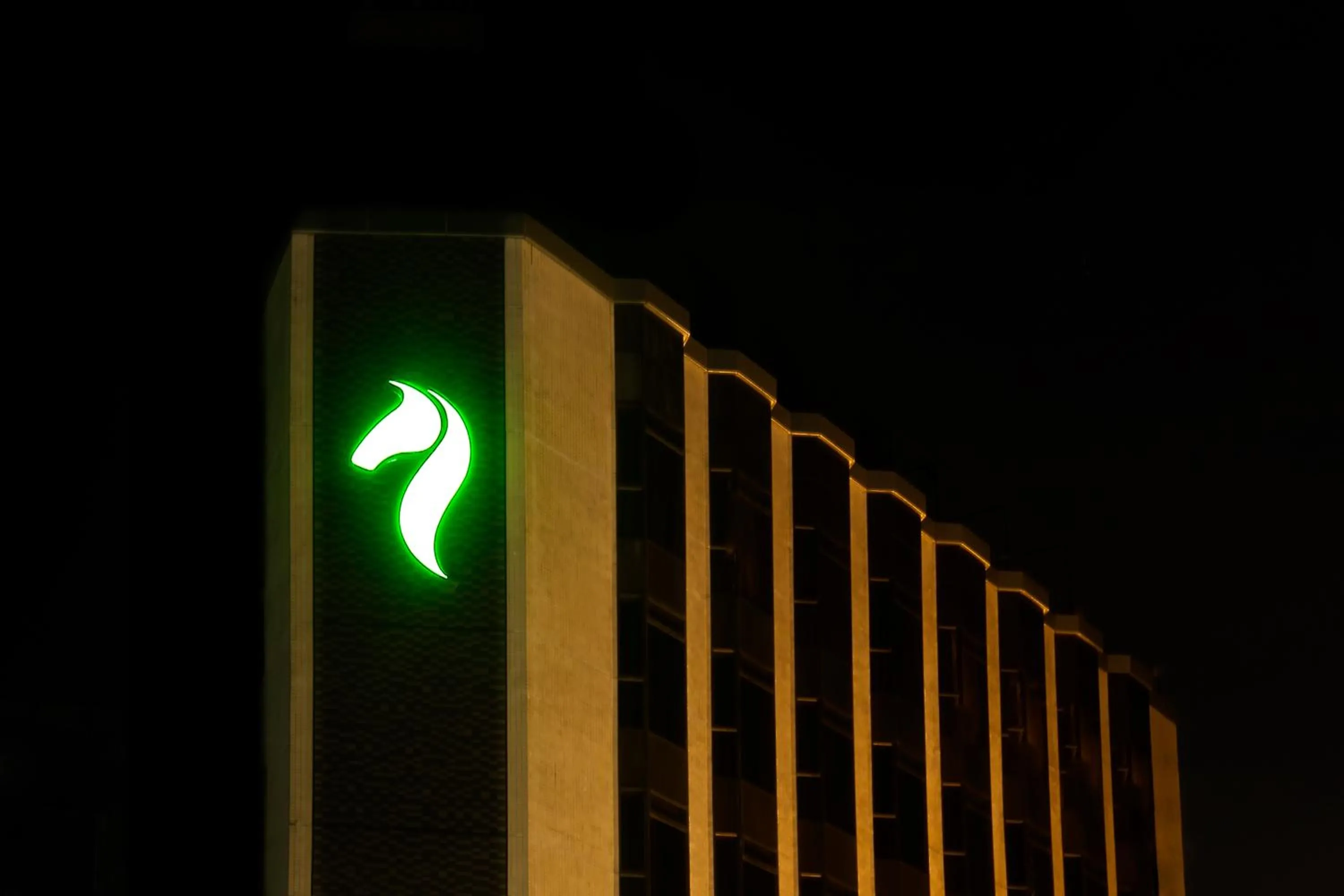 Night in Stanford Hillview Hotel Hong Kong