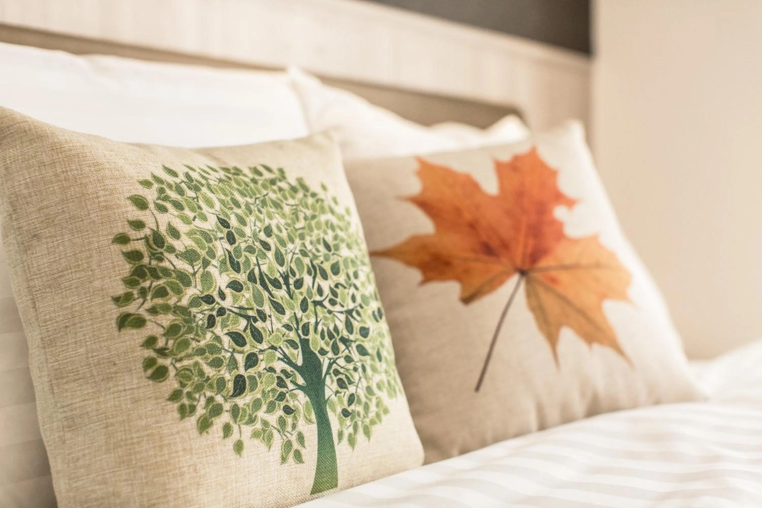 Bed in Stanford Hillview Hotel Hong Kong