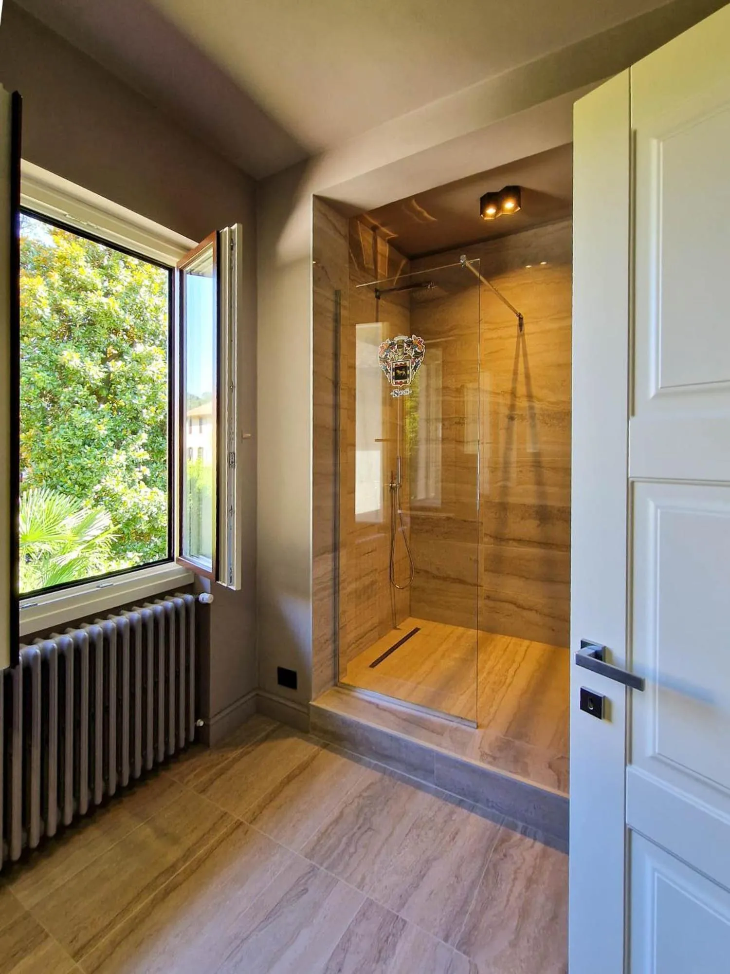 Bathroom in Villa Sarchi