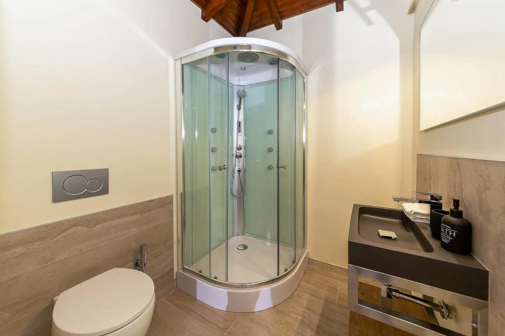 Bedroom in Villa Sarchi