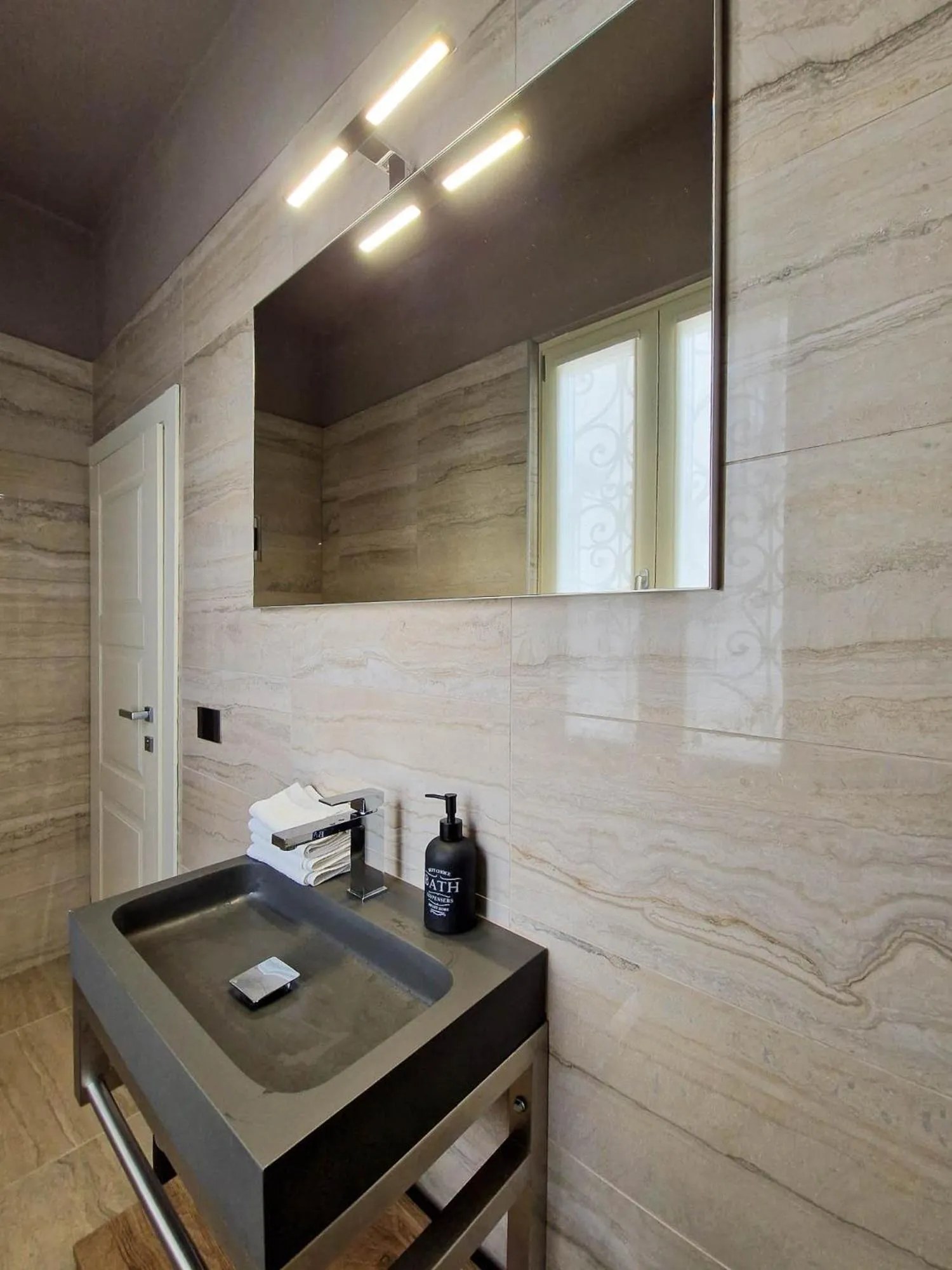 Bathroom in Villa Sarchi