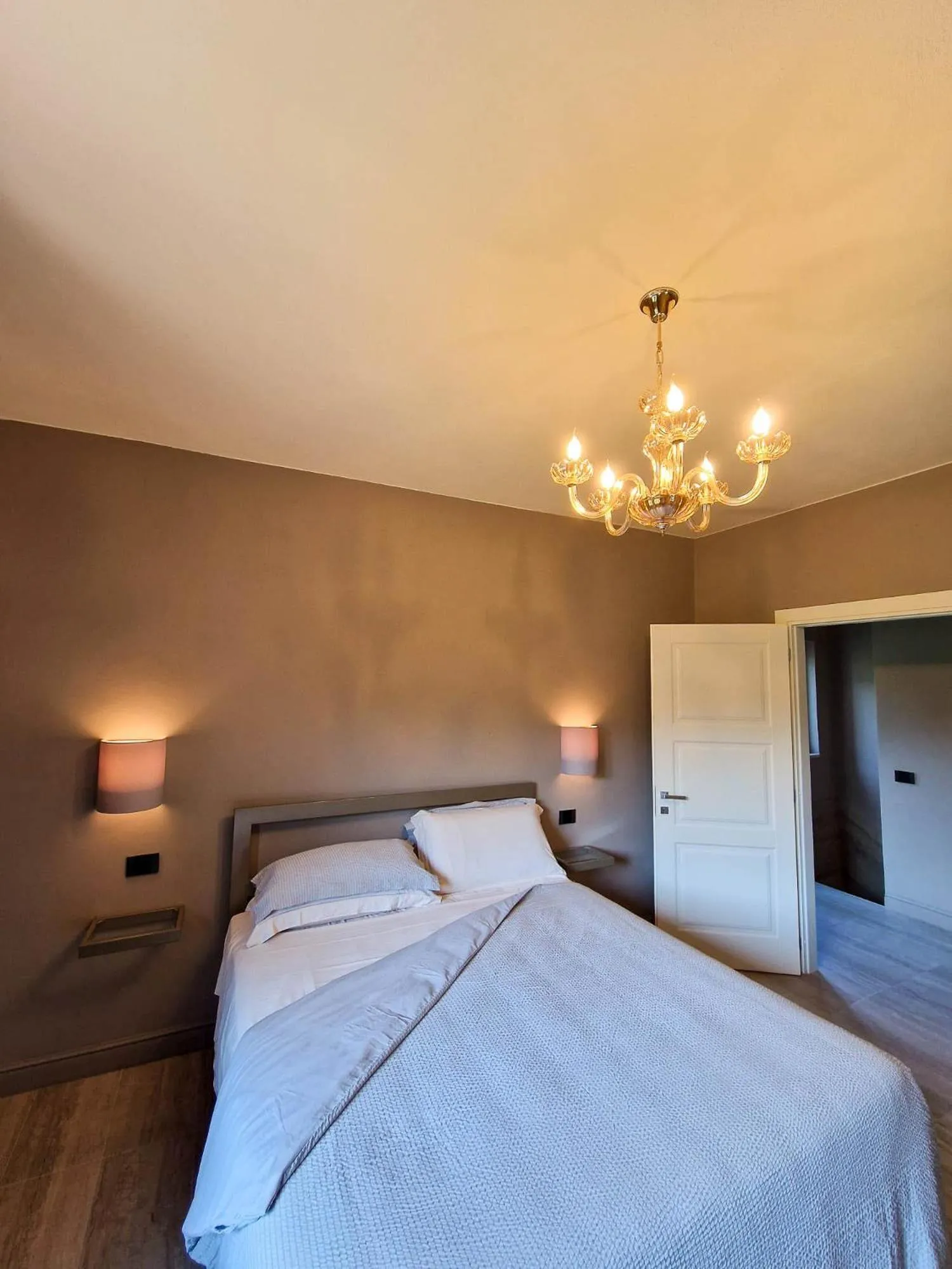 Bedroom, Bed in Villa Sarchi