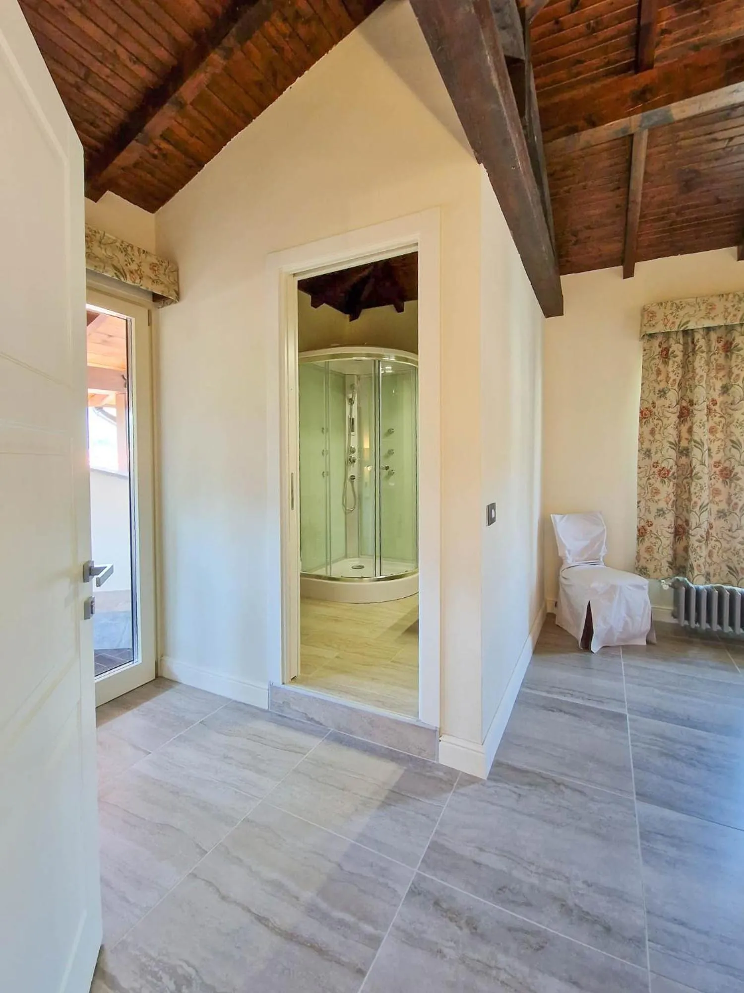 Bedroom in Villa Sarchi