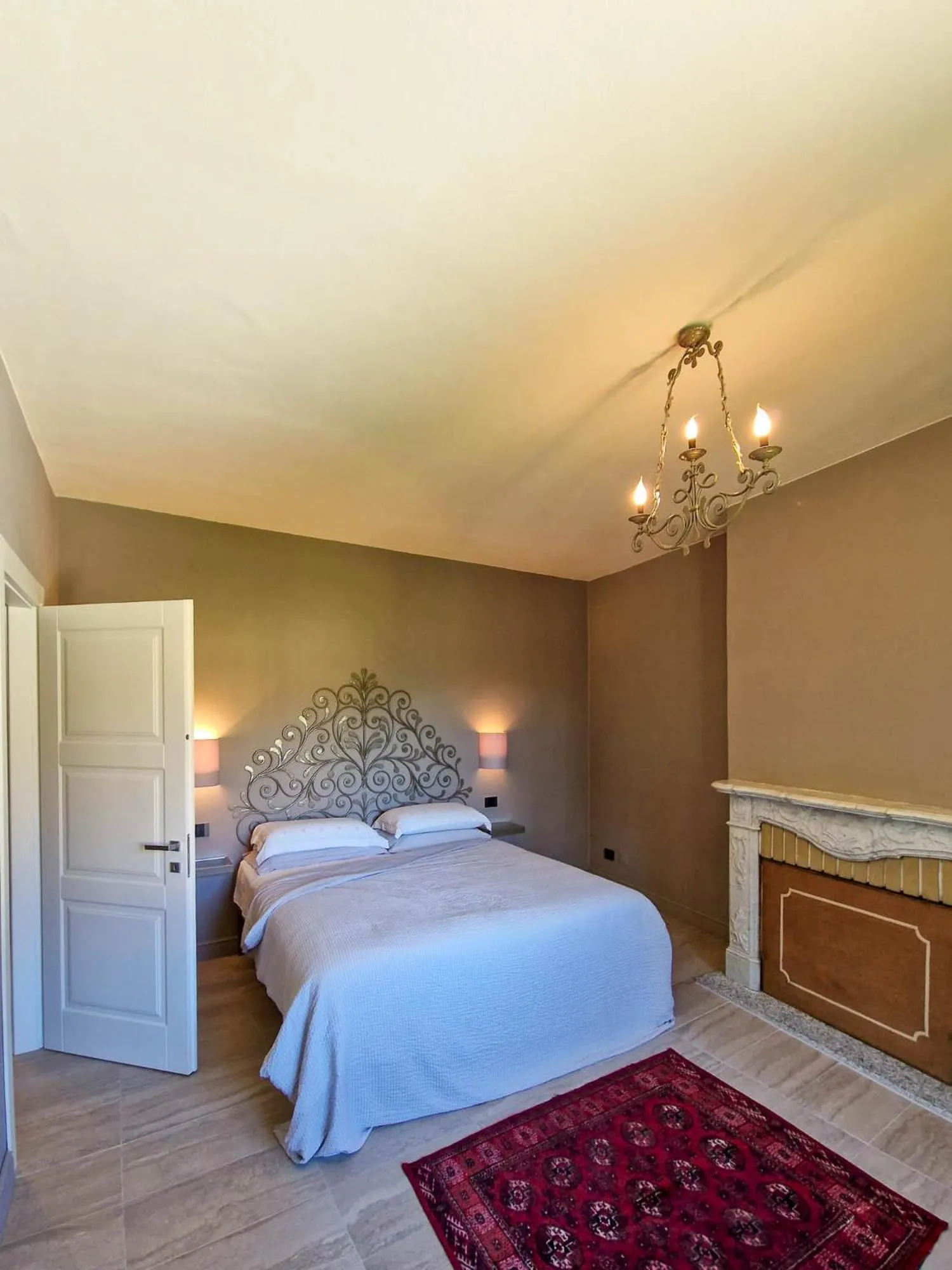 Bedroom, Bed in Villa Sarchi