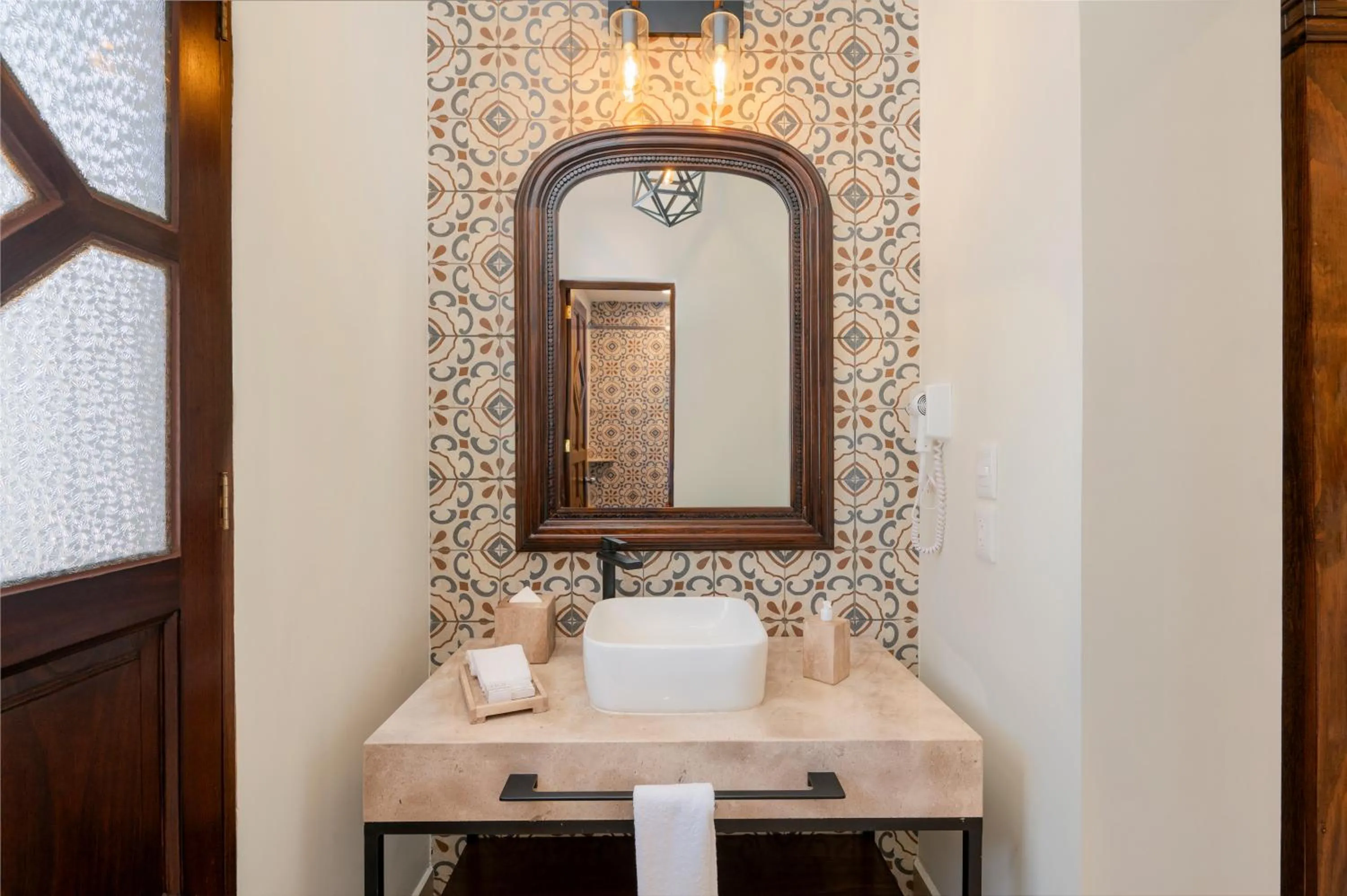 Bathroom in Gran Hotel Mexico by Solaris