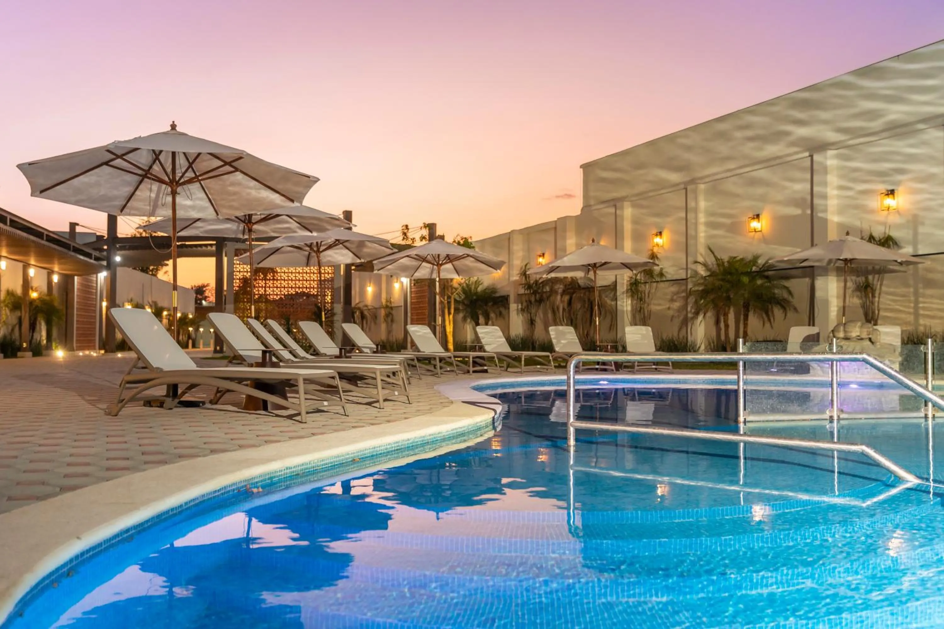 Swimming pool in Gran Hotel Mexico by Solaris