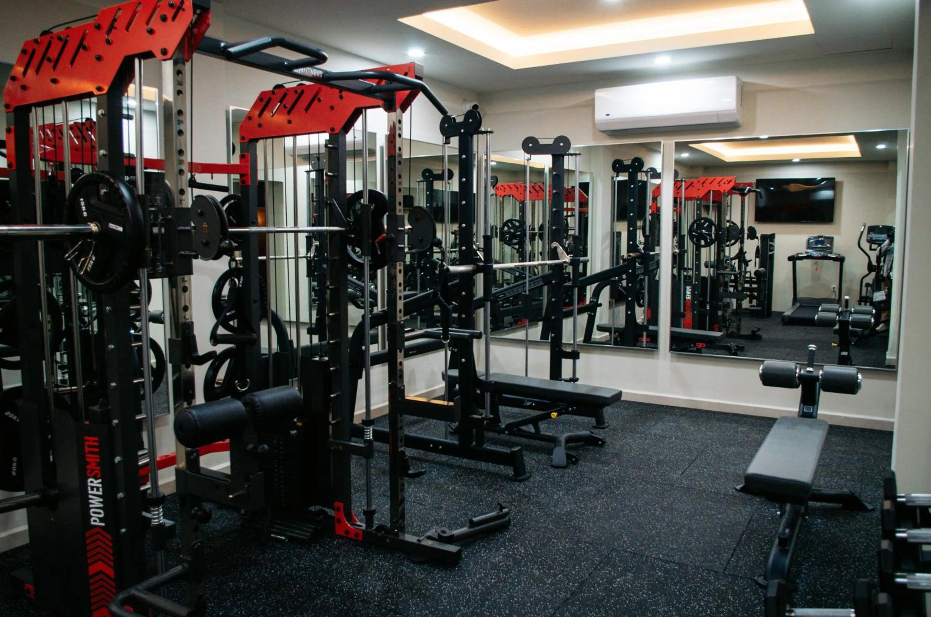 Fitness centre/facilities in Gran Hotel Mexico by Solaris