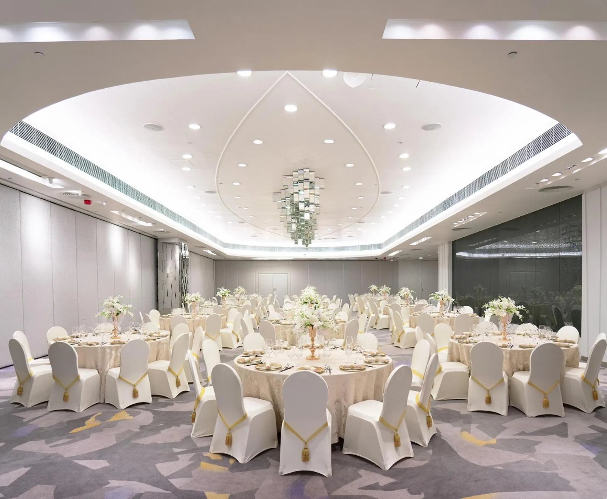 wedding in Panda Hotel